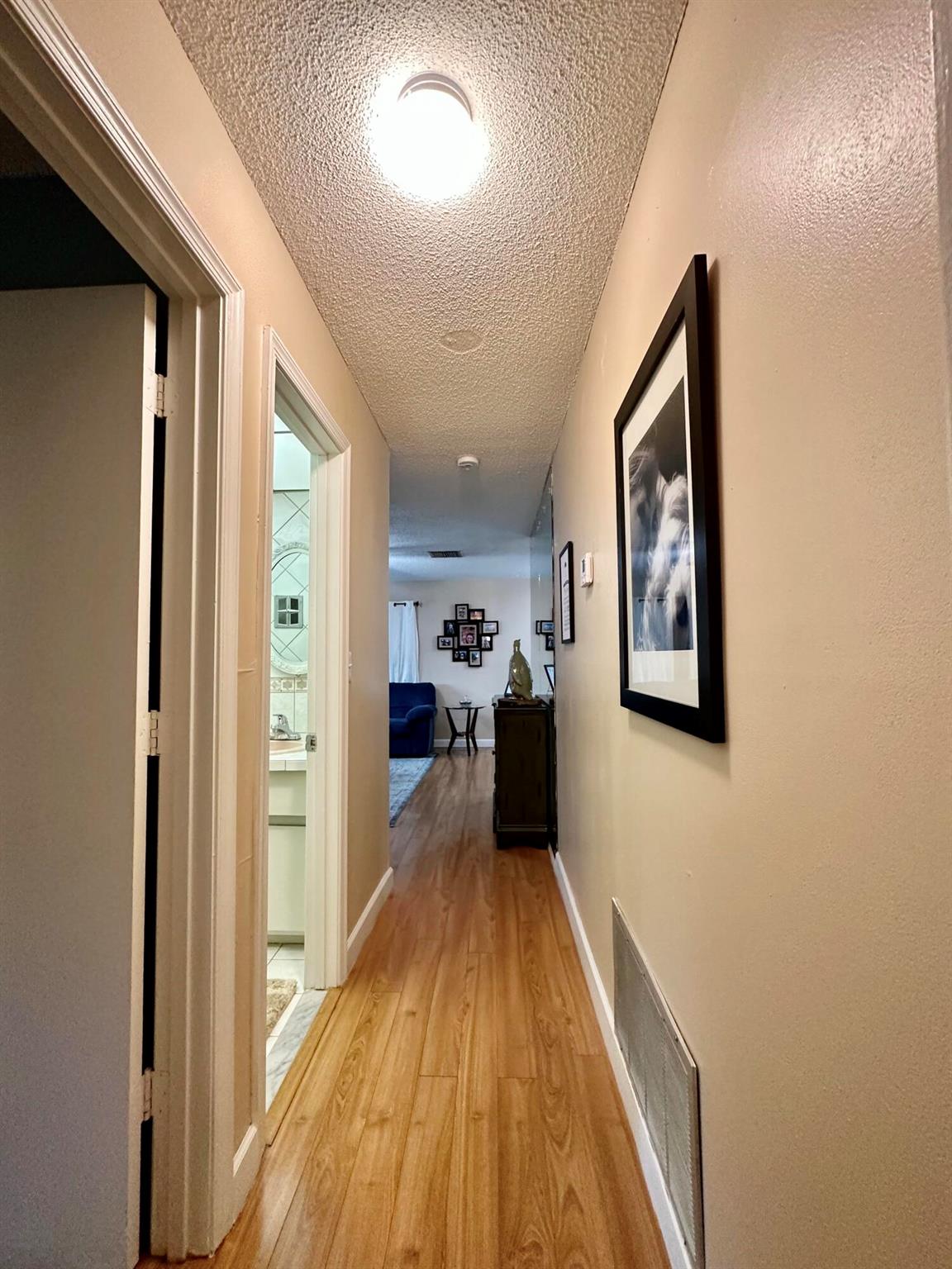 4711 NW 49th Place