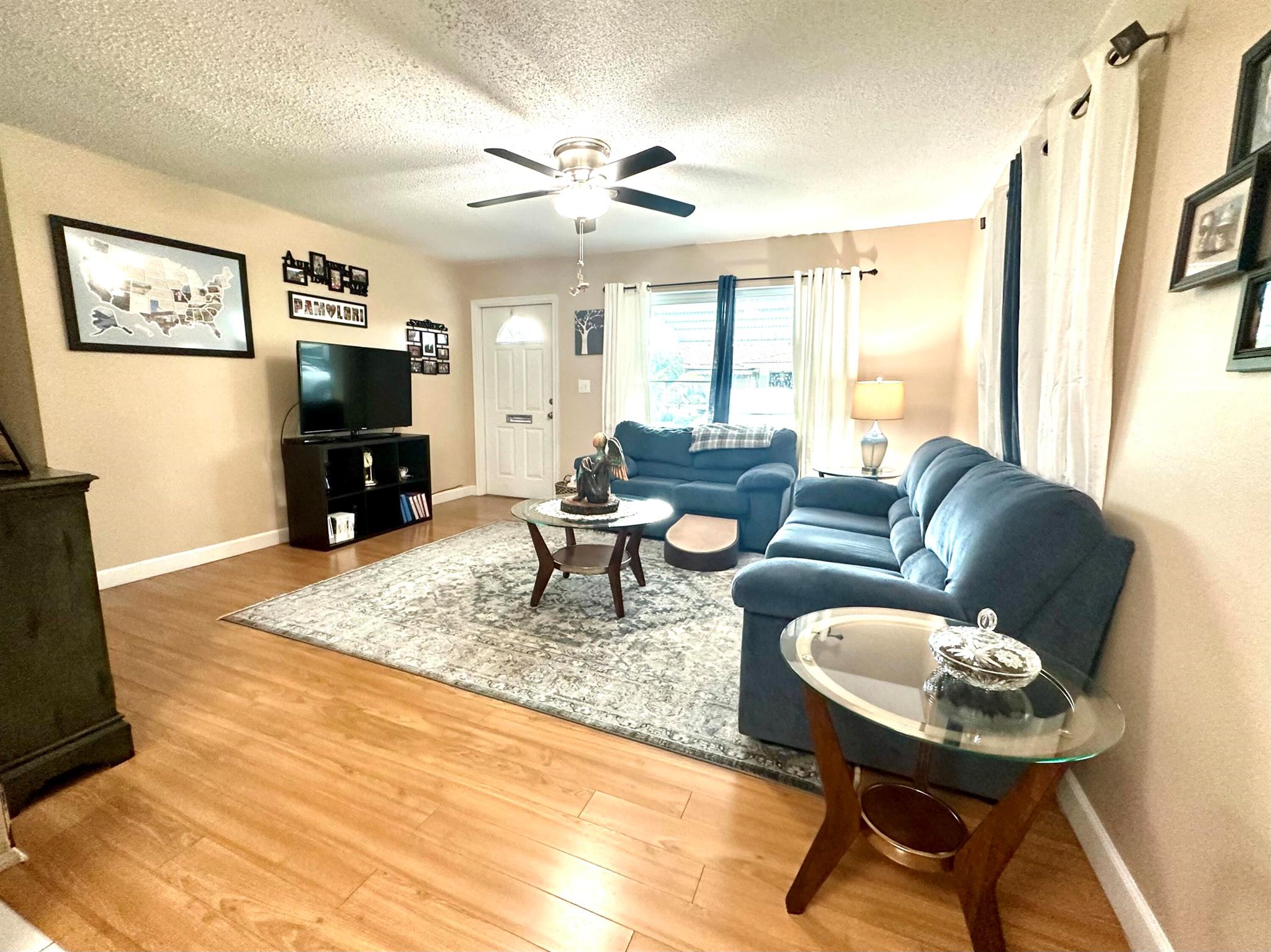 4711 NW 49th Place
