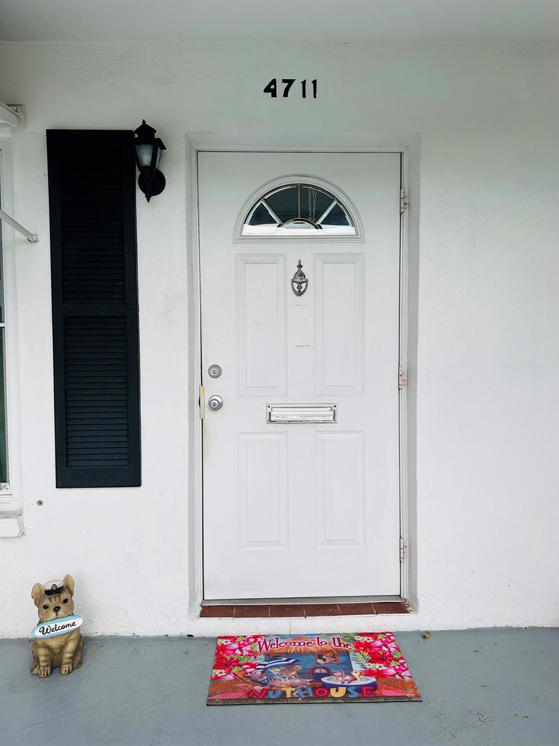 4711 NW 49th Place