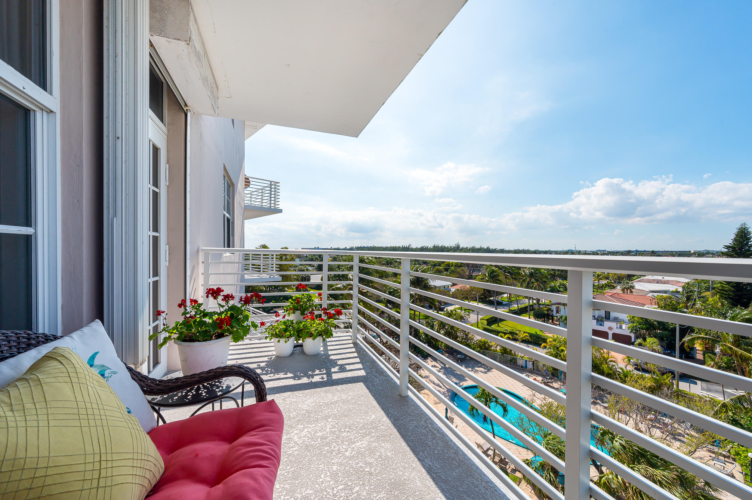 2851 S Ocean Boulevard 6h