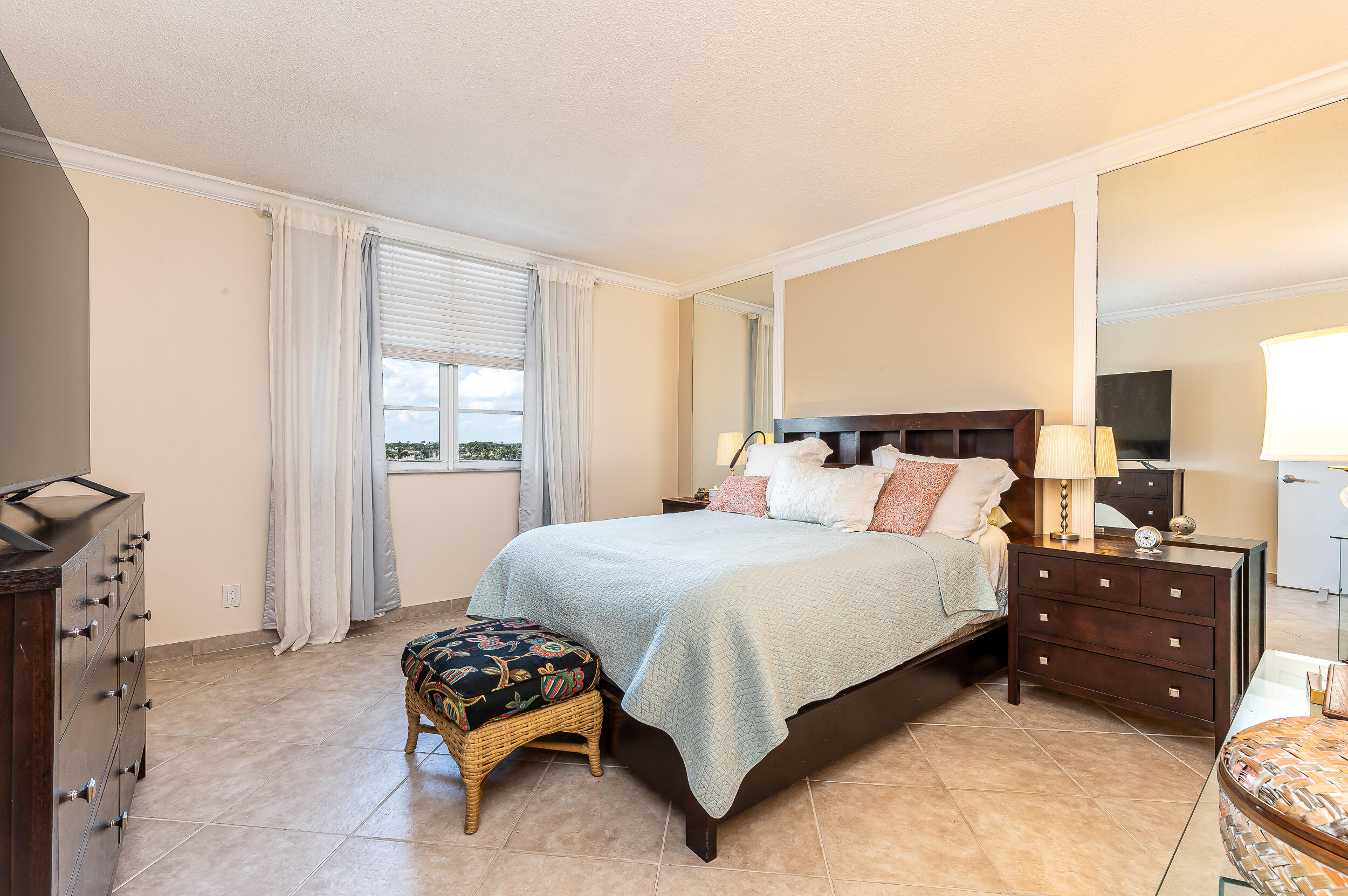 2851 S Ocean Boulevard 6h