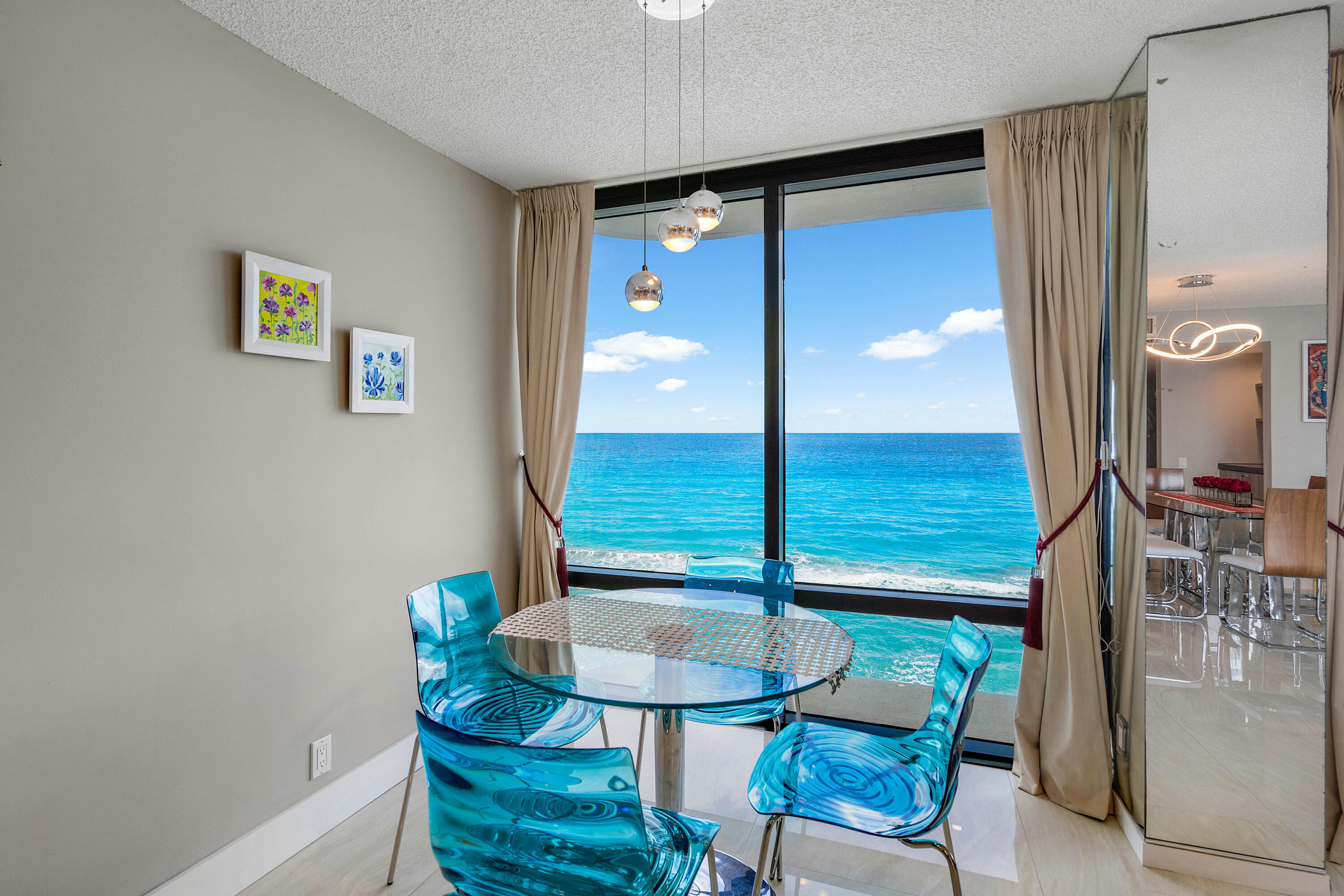 250 S Ocean Boulevard 7e
