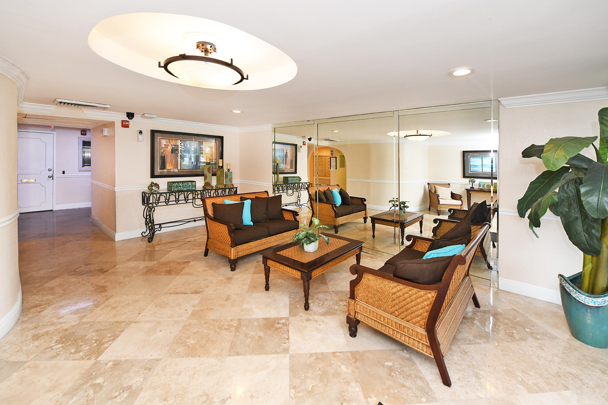 950 Ponce De Leon Road 4110