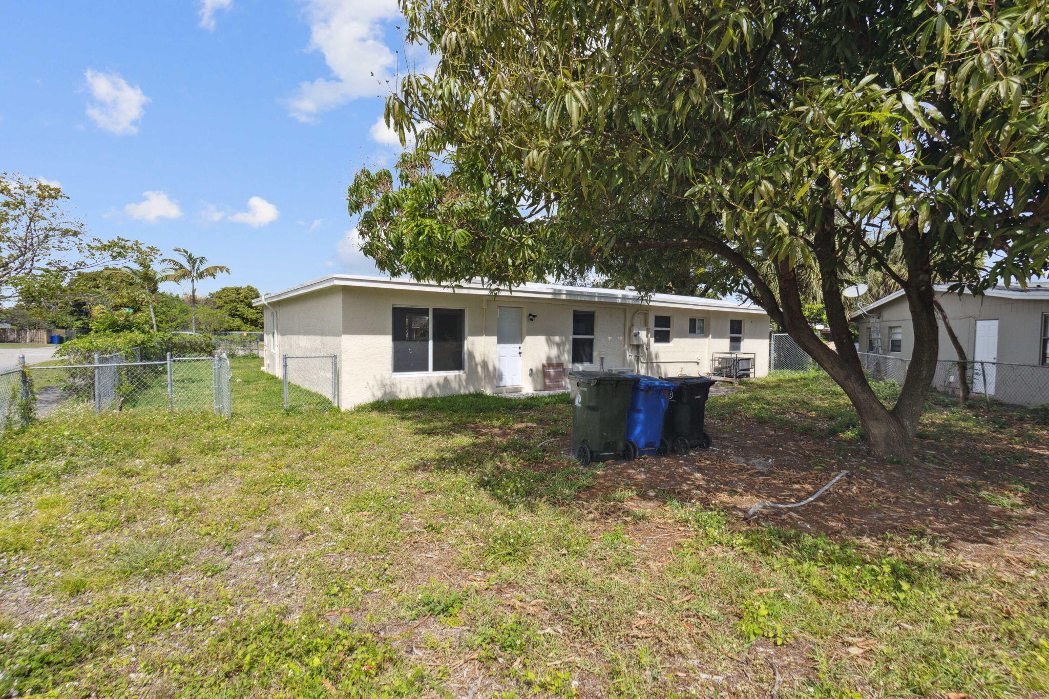 1530 NW 18th Court