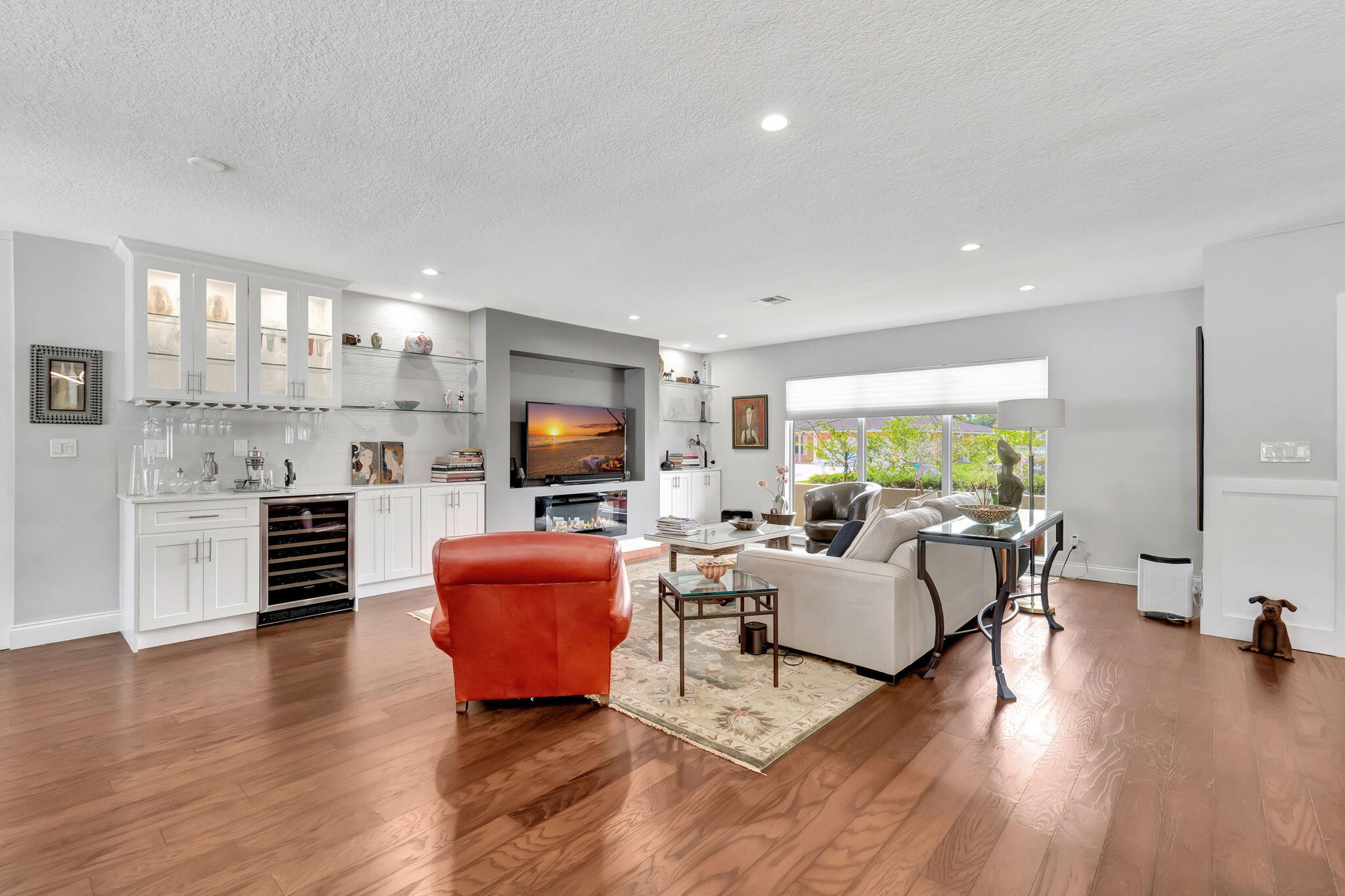 5660 Golfway Drive