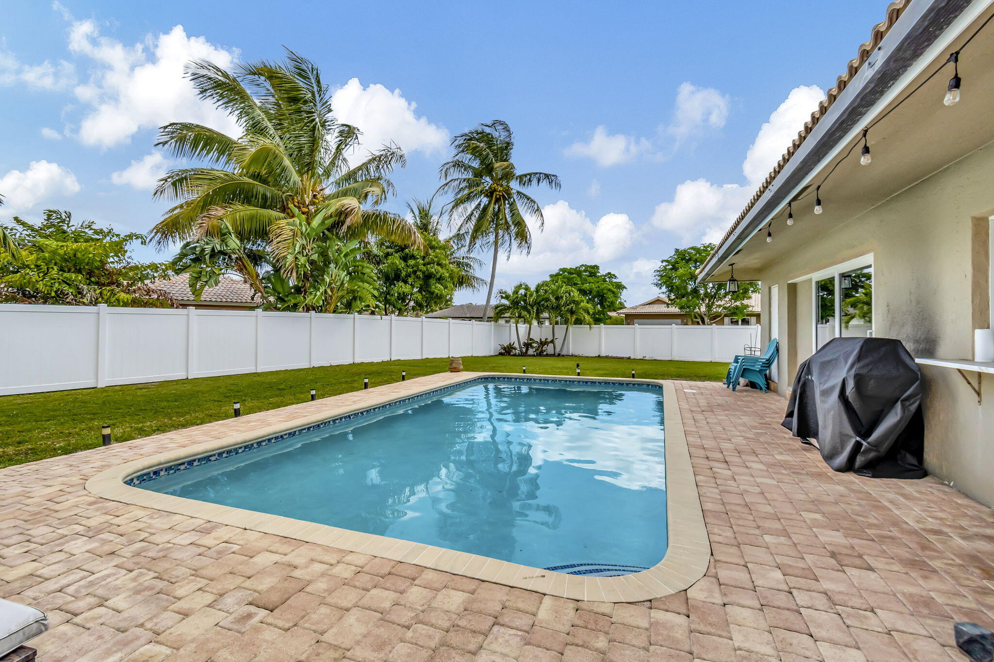 5660 Golfway Drive
