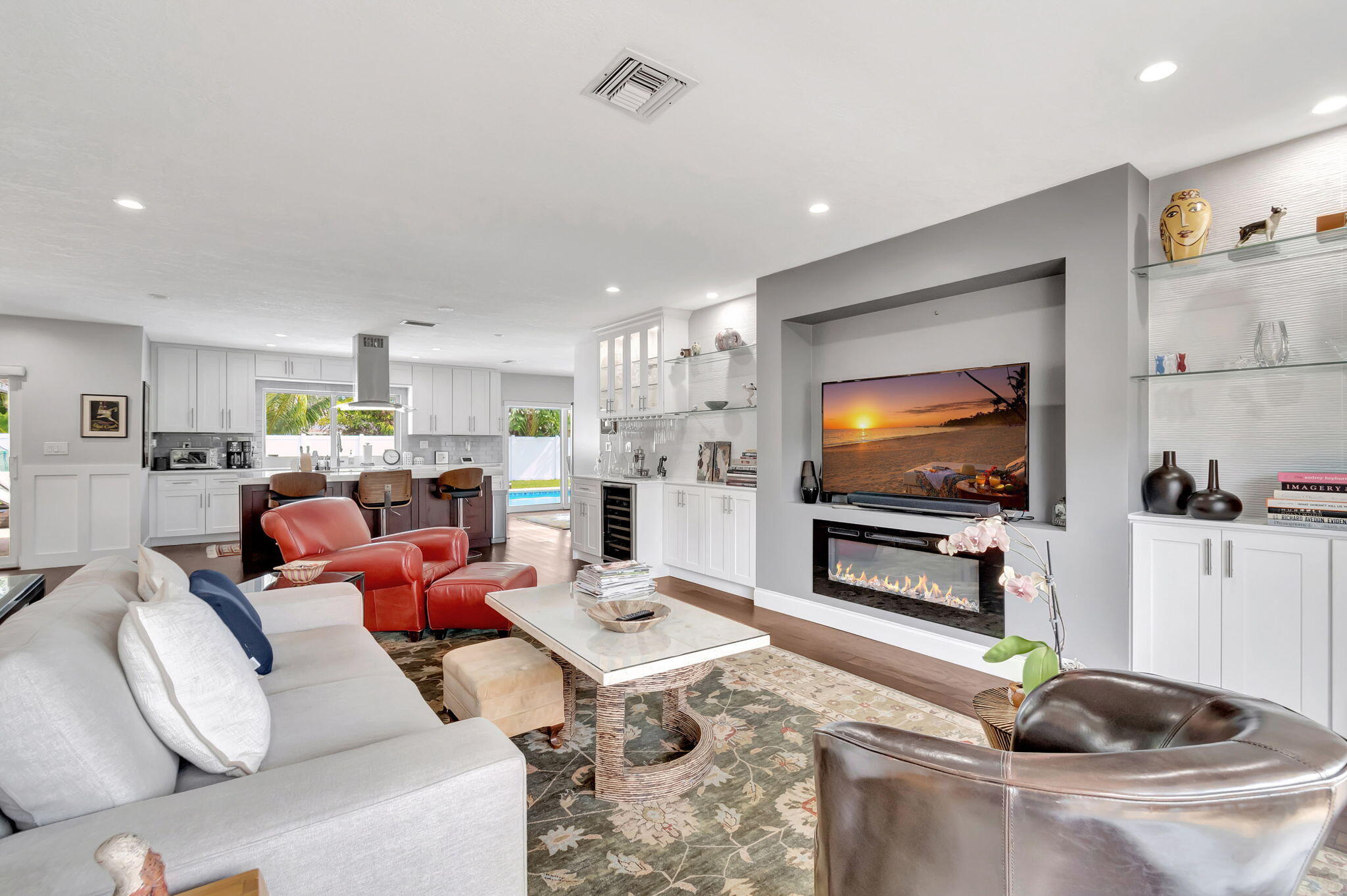 5660 Golfway Drive