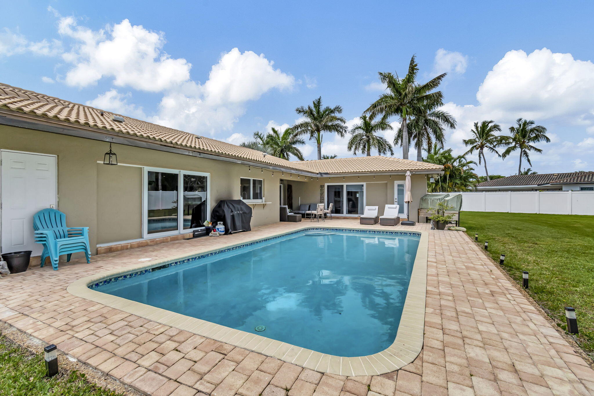 5660 Golfway Drive