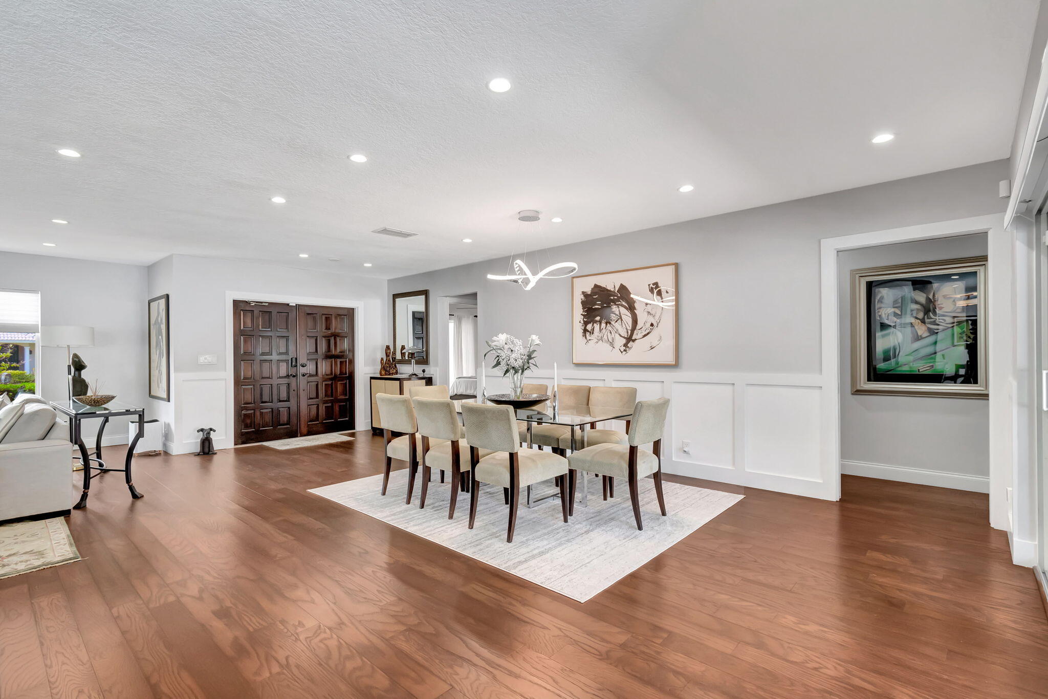 5660 Golfway Drive