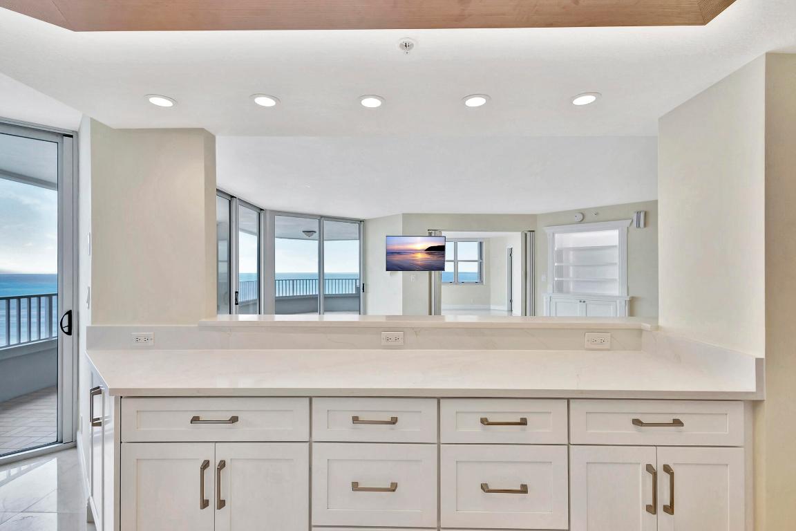 5200 N Ocean Drive 1401