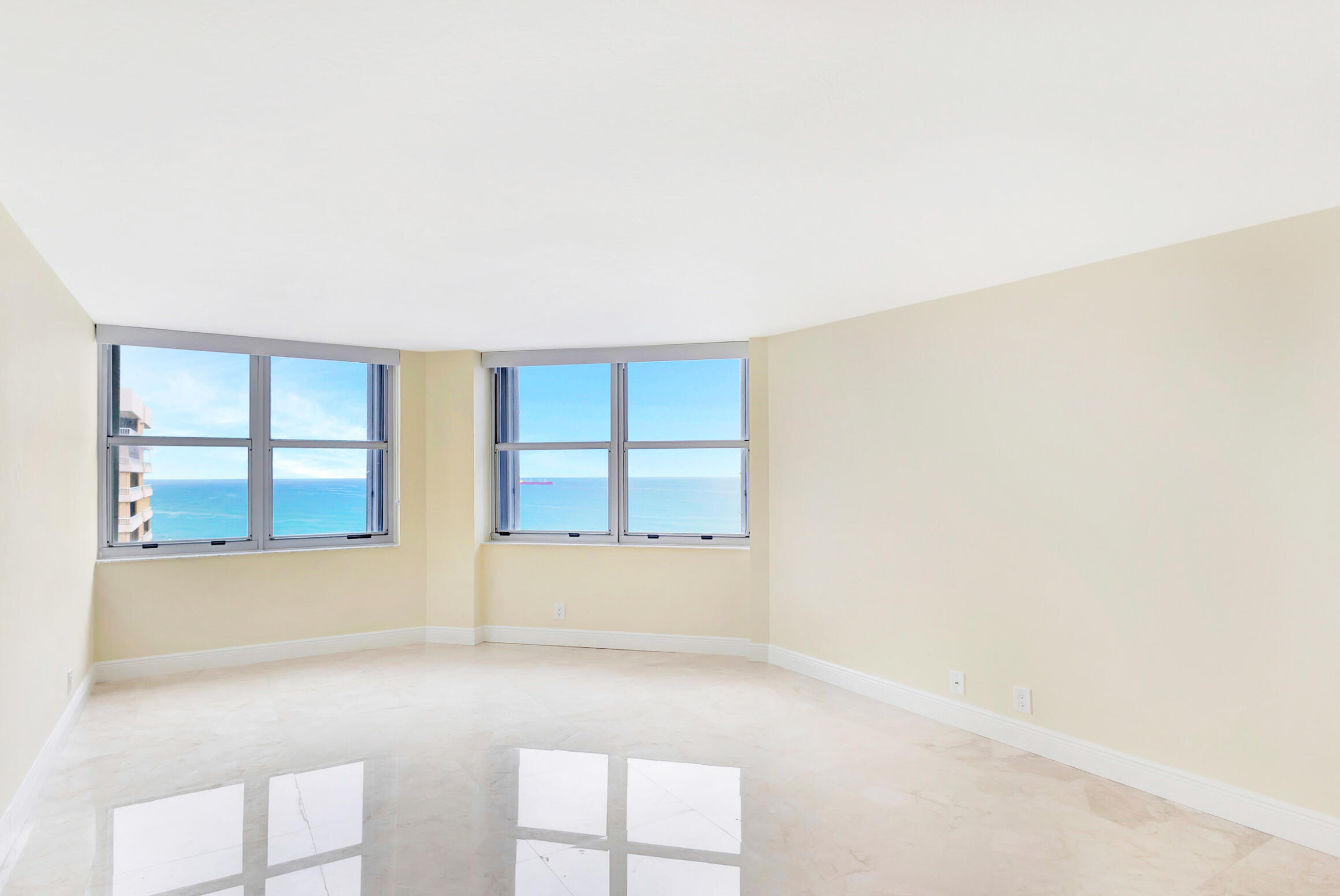 5200 N Ocean Drive 1401