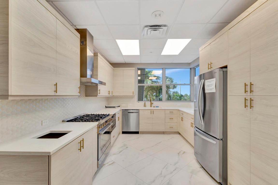 5200 N Ocean Drive 1401