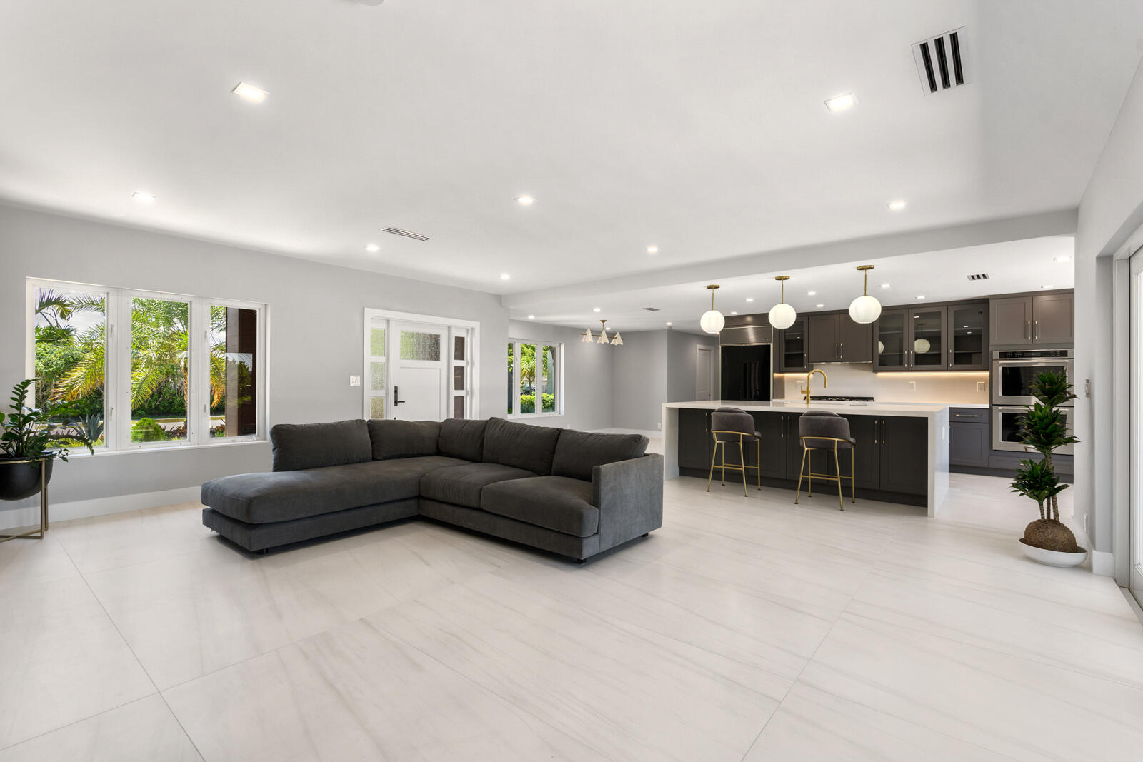758 SE 15th Avenue