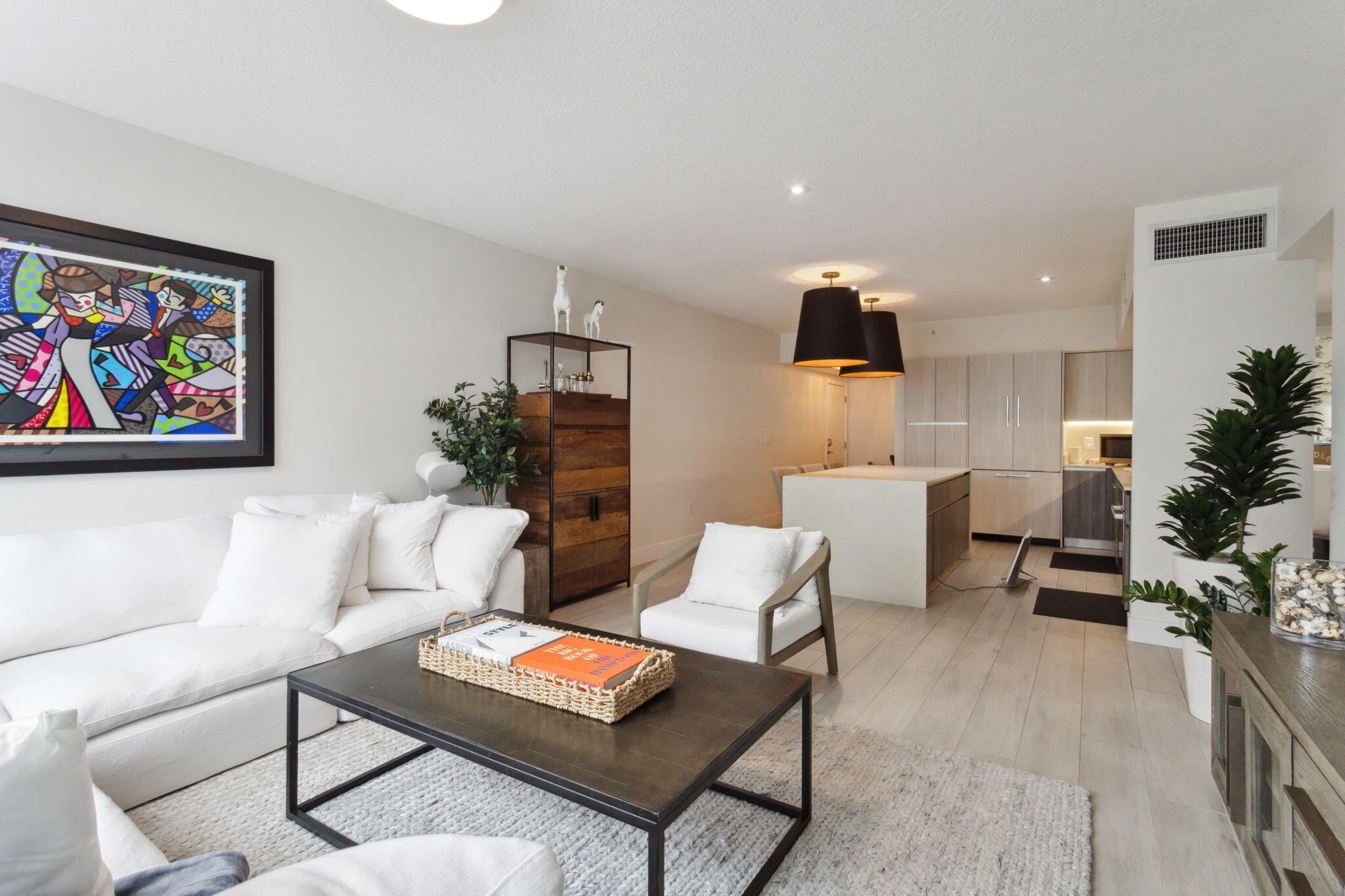 111 SE 1st Avenue 320