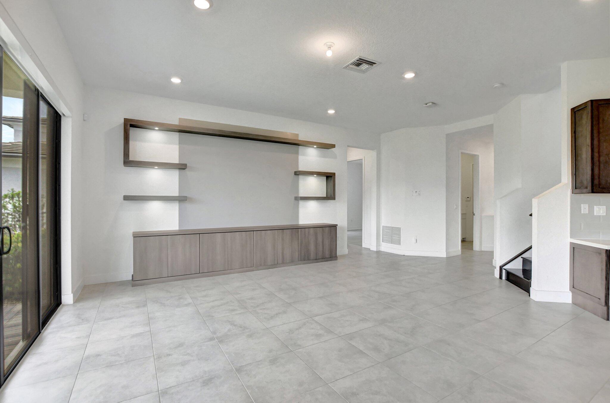 10805 Coral Street