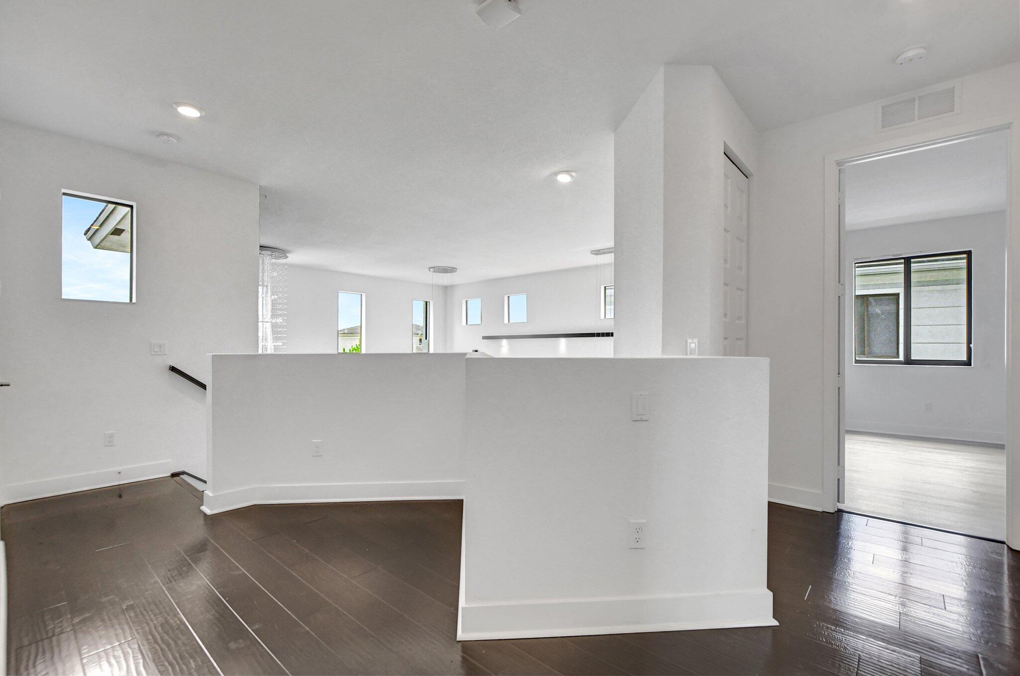 10805 Coral Street
