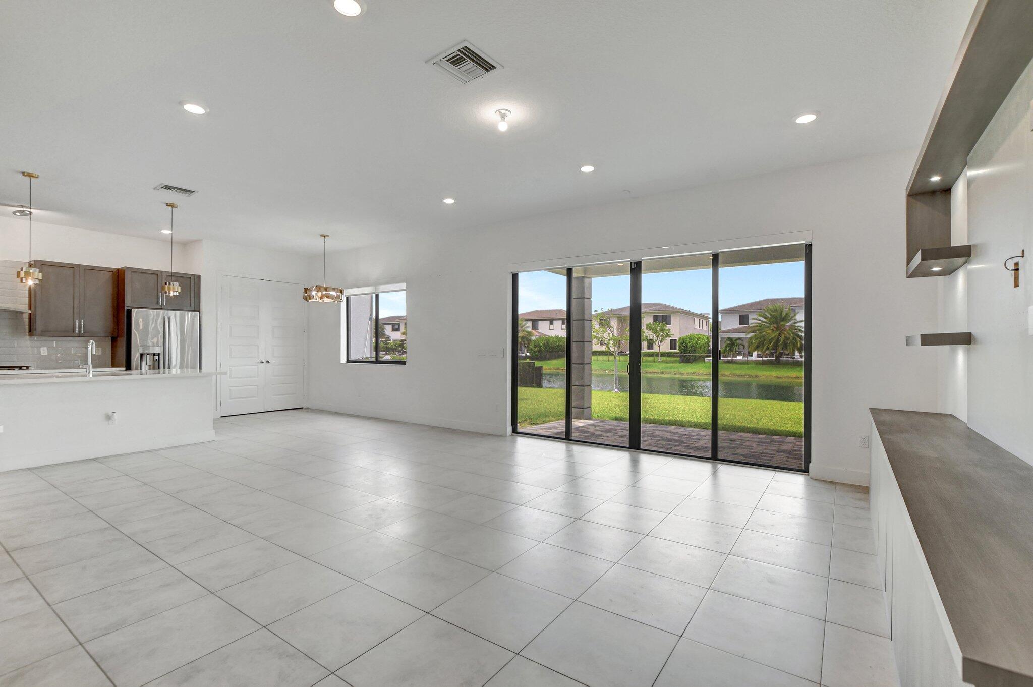 10805 Coral Street