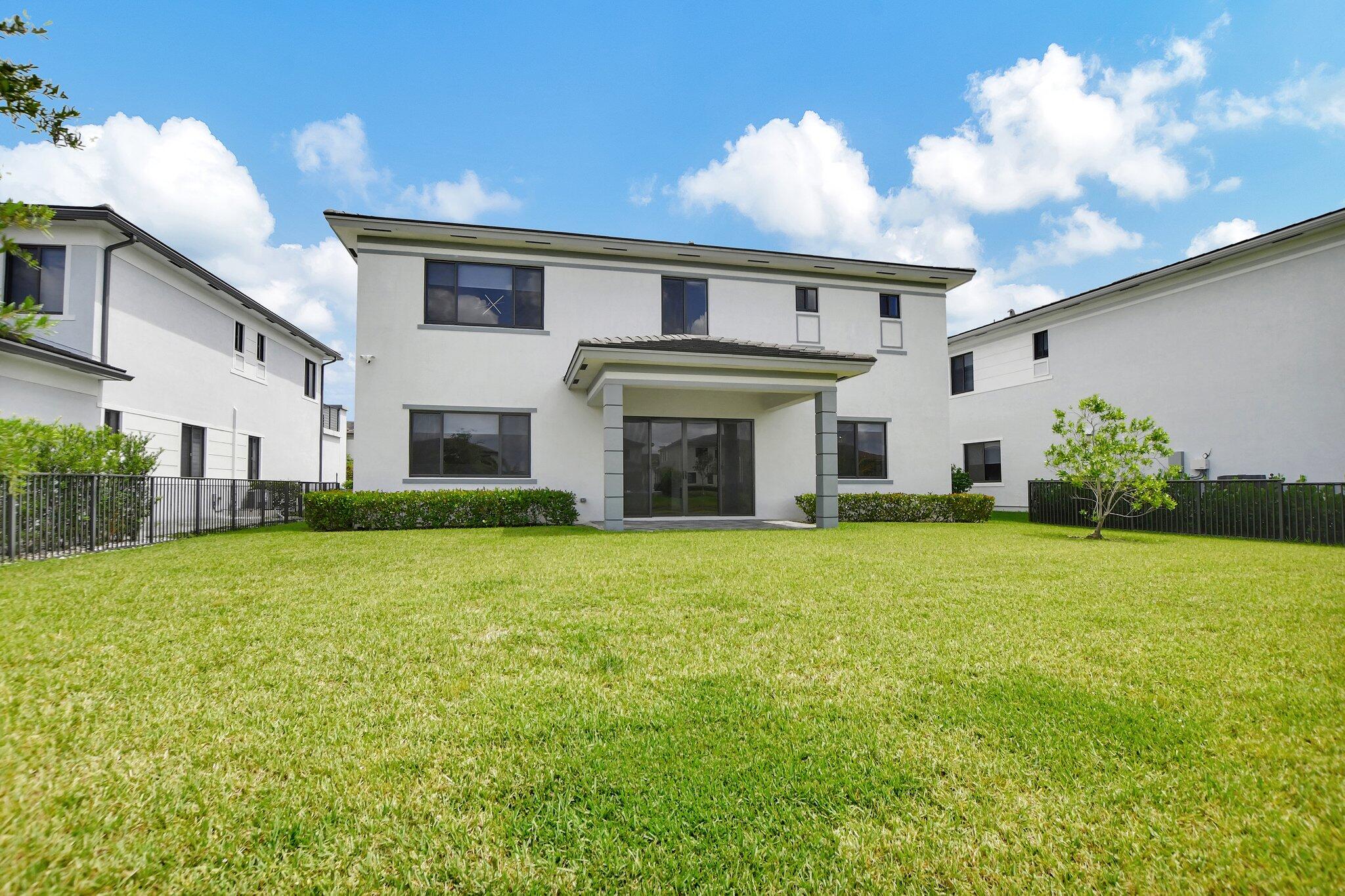 10805 Coral Street