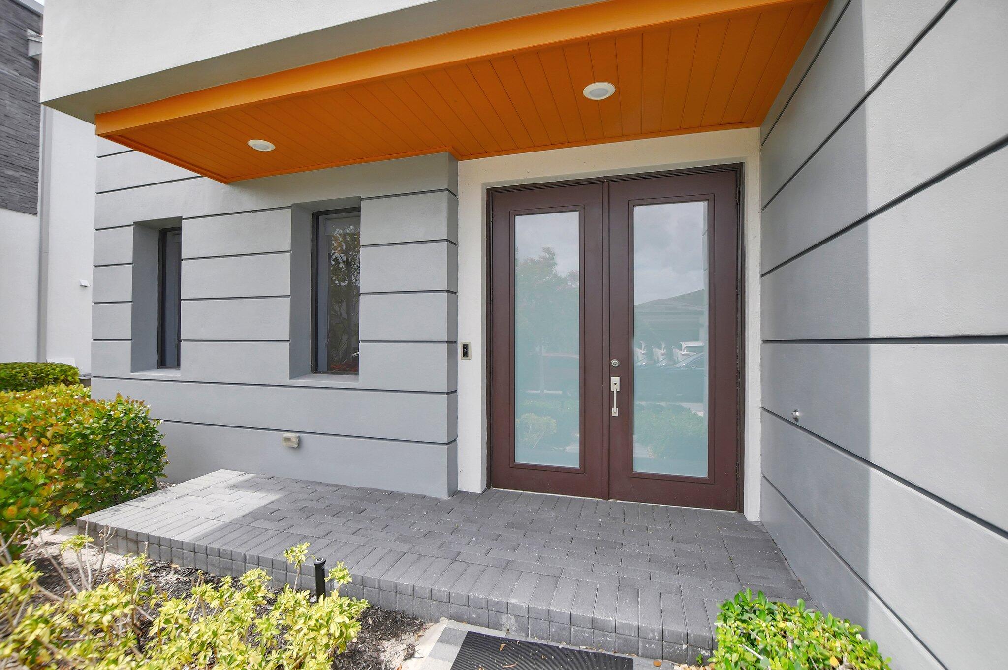 10805 Coral Street