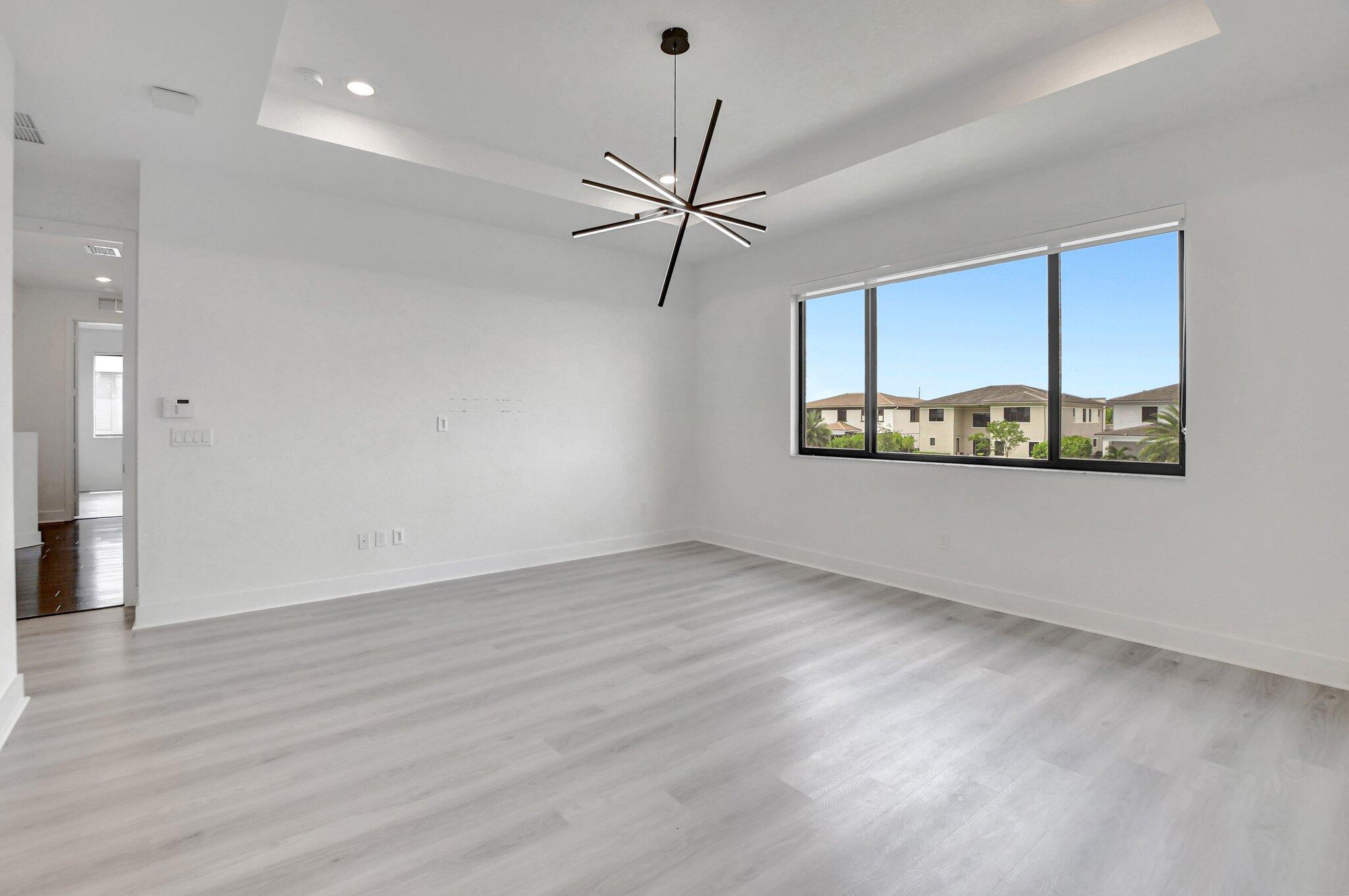 10805 Coral Street