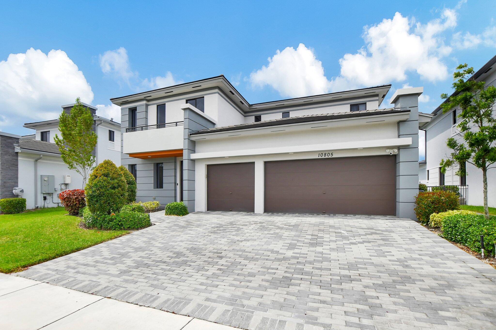 10805 Coral Street