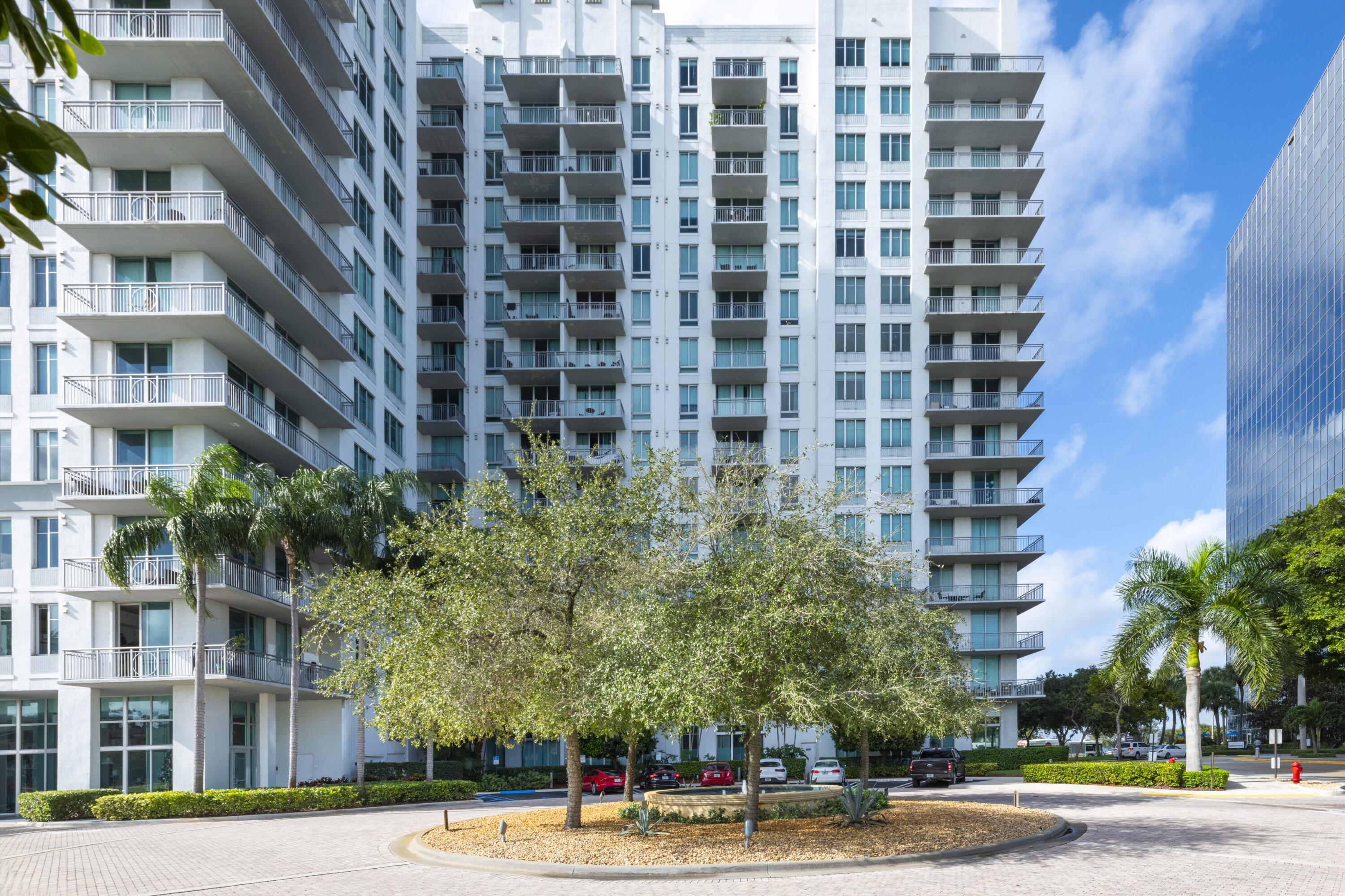 300 S Australian Avenue 1601