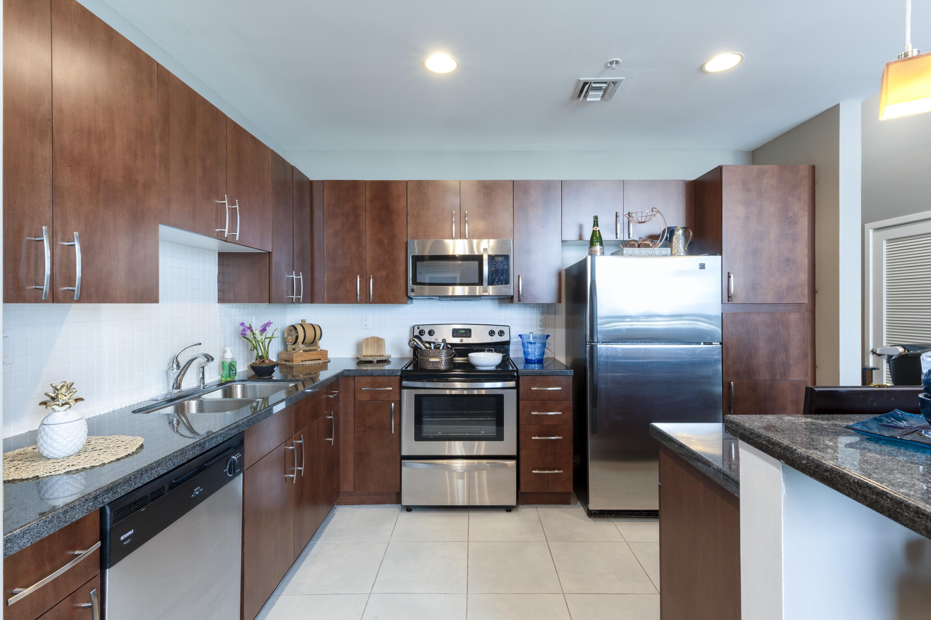 300 S Australian Avenue 1601