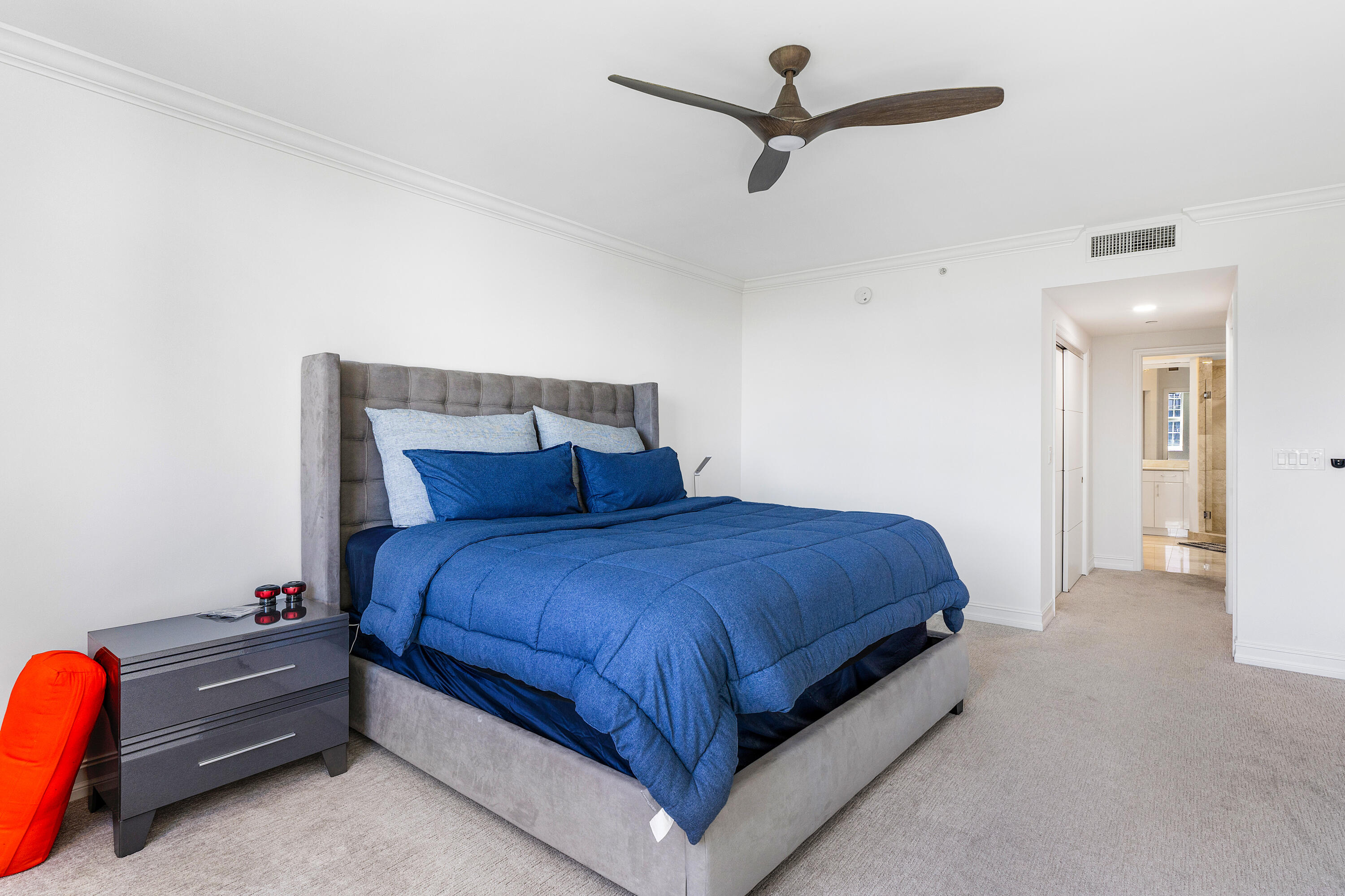 550 SE Mizner Boulevard B-707