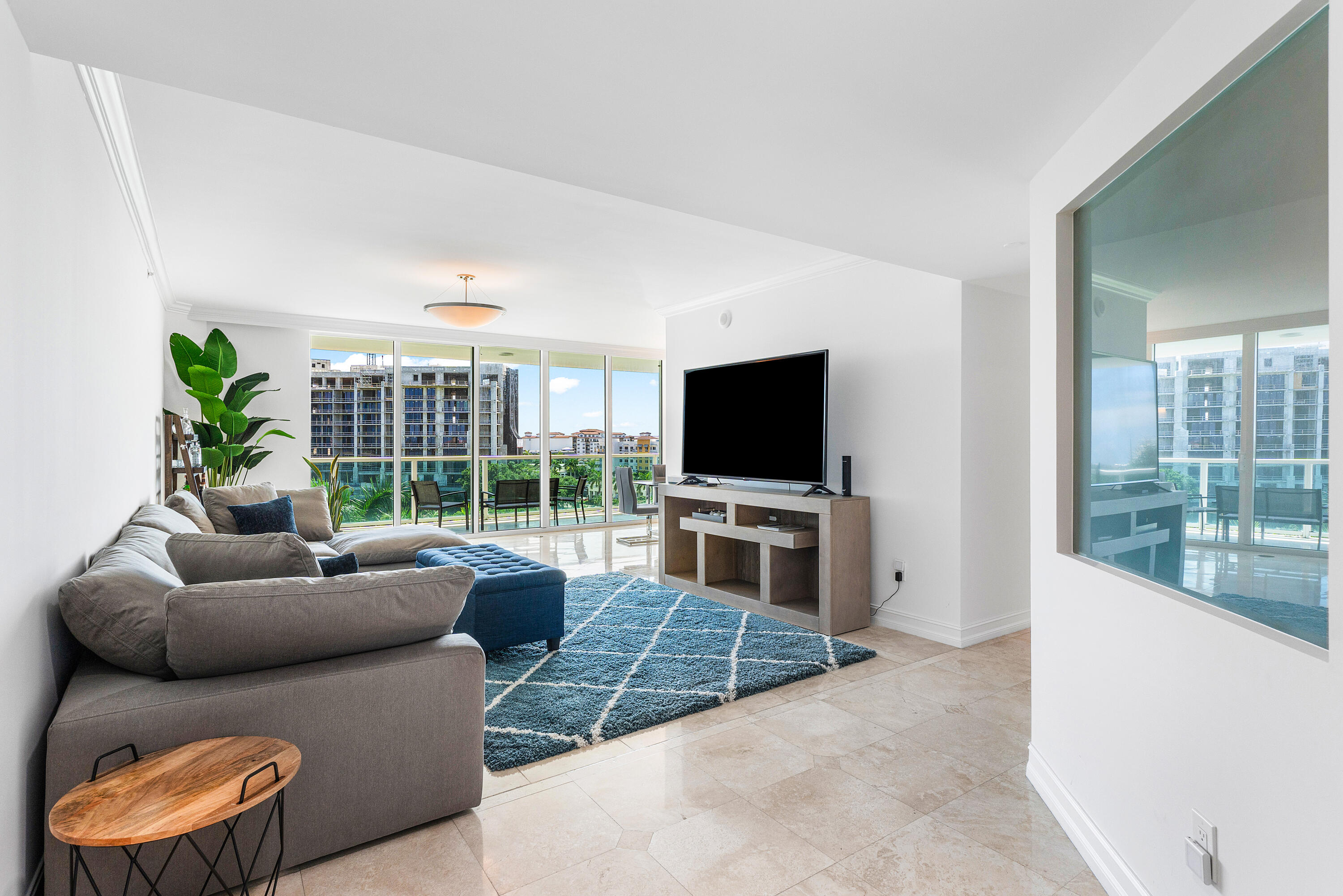 550 SE Mizner Boulevard B-707
