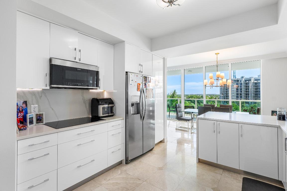 550 SE Mizner Boulevard B-707