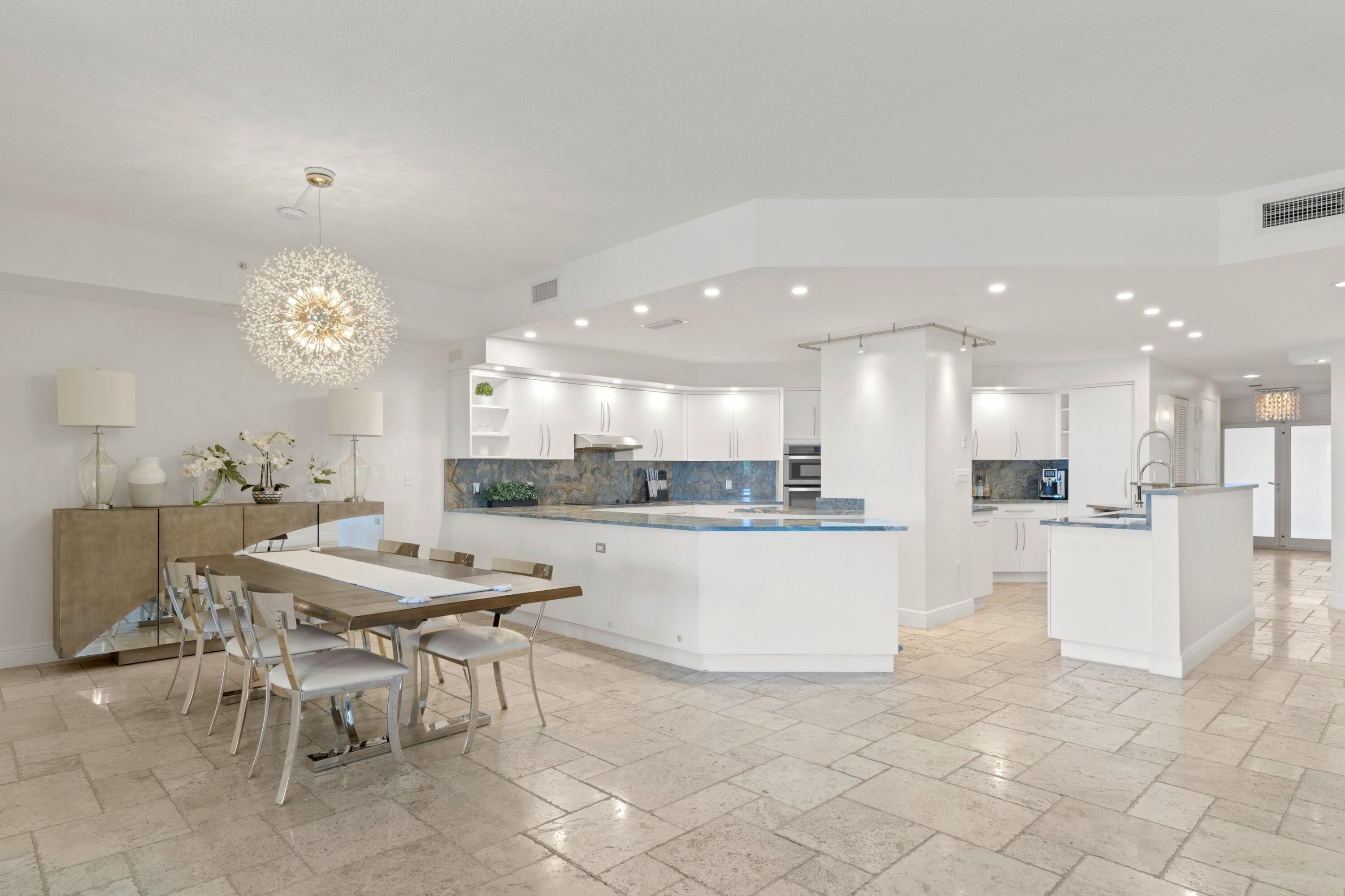615 Bayshore Drive 303