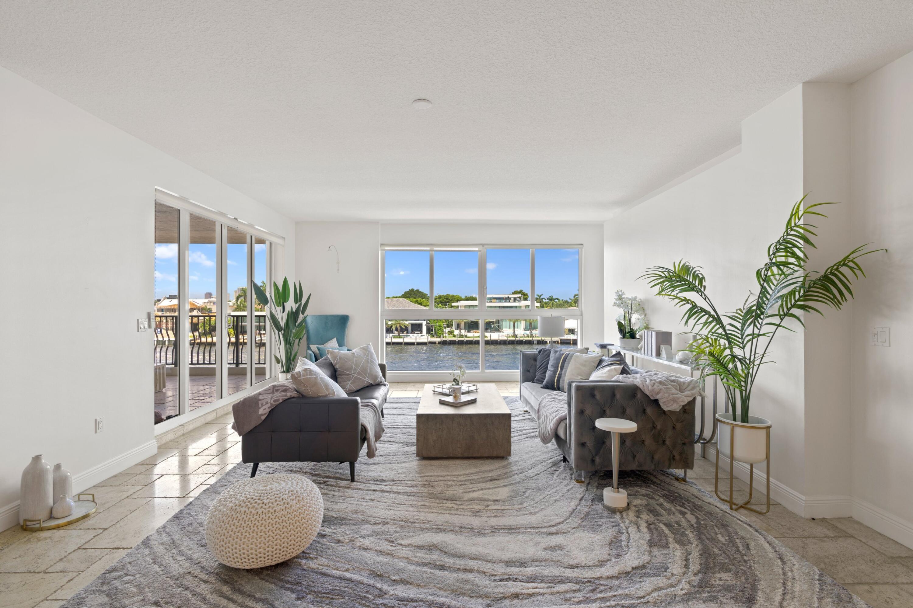 615 Bayshore Drive 303