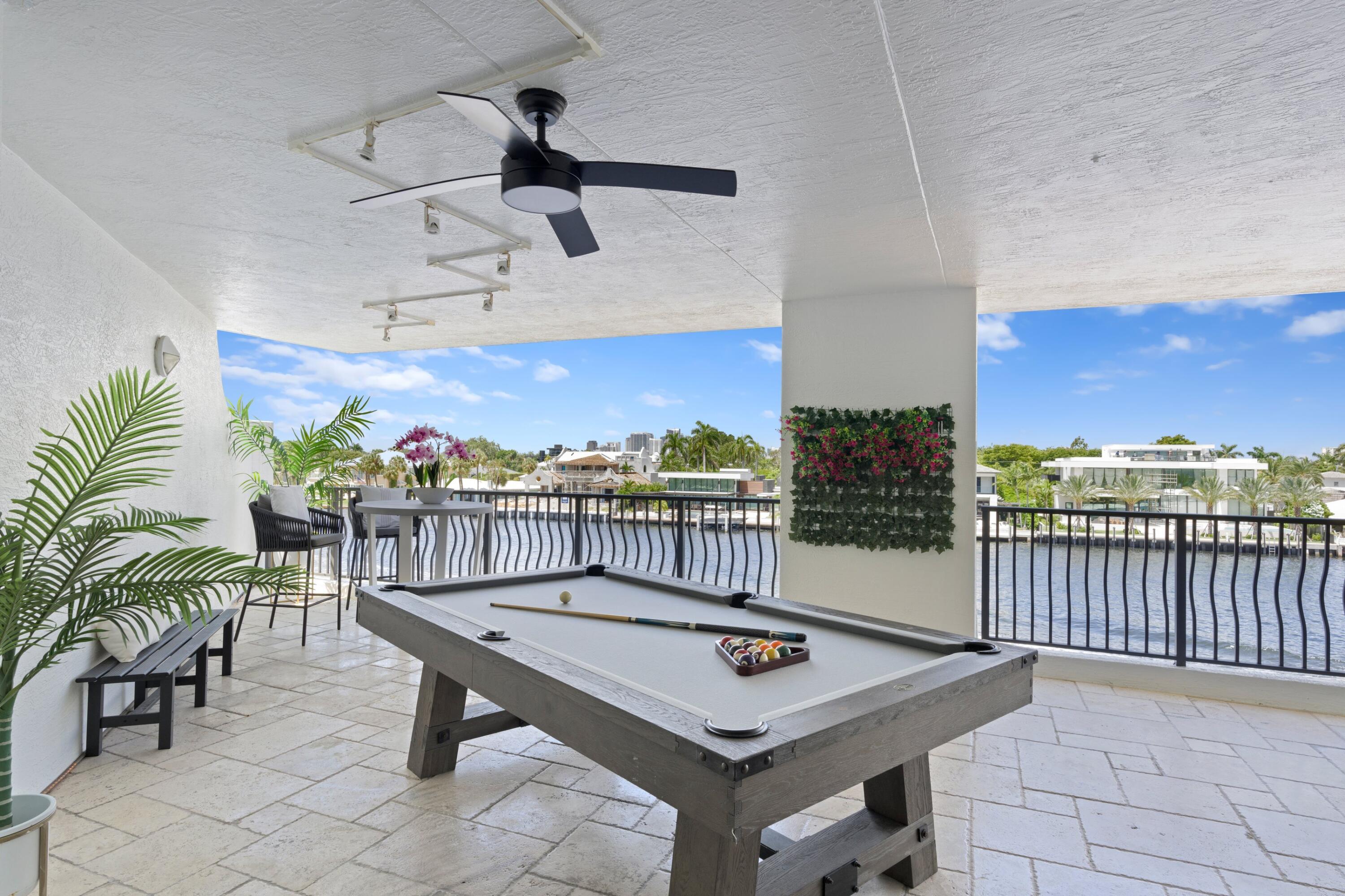 615 Bayshore Drive 303
