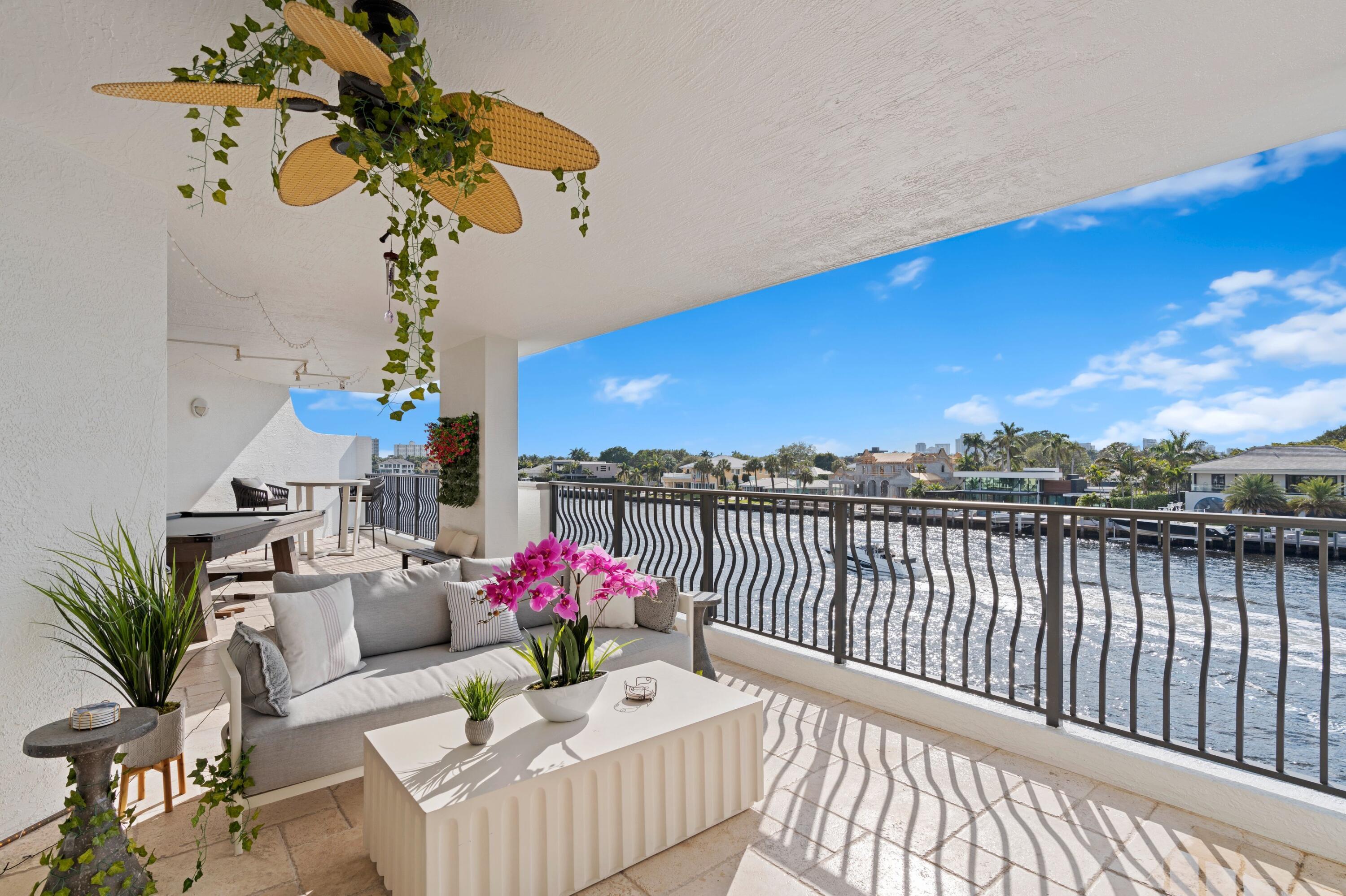 615 Bayshore Drive 303