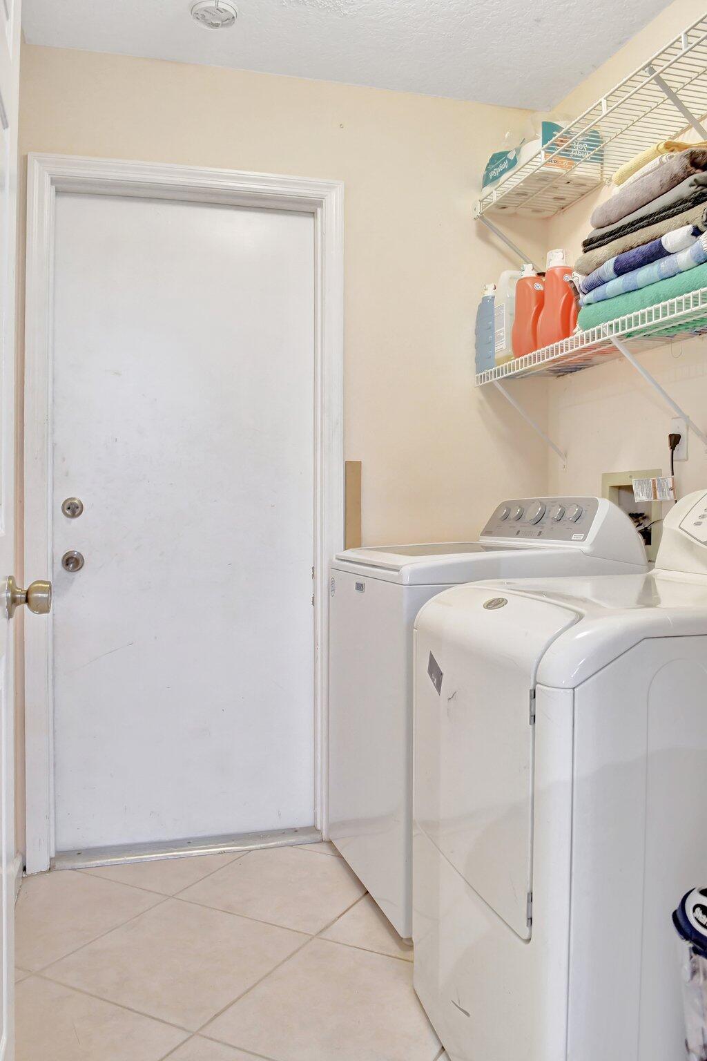 6861 La Vida Ter Terrace