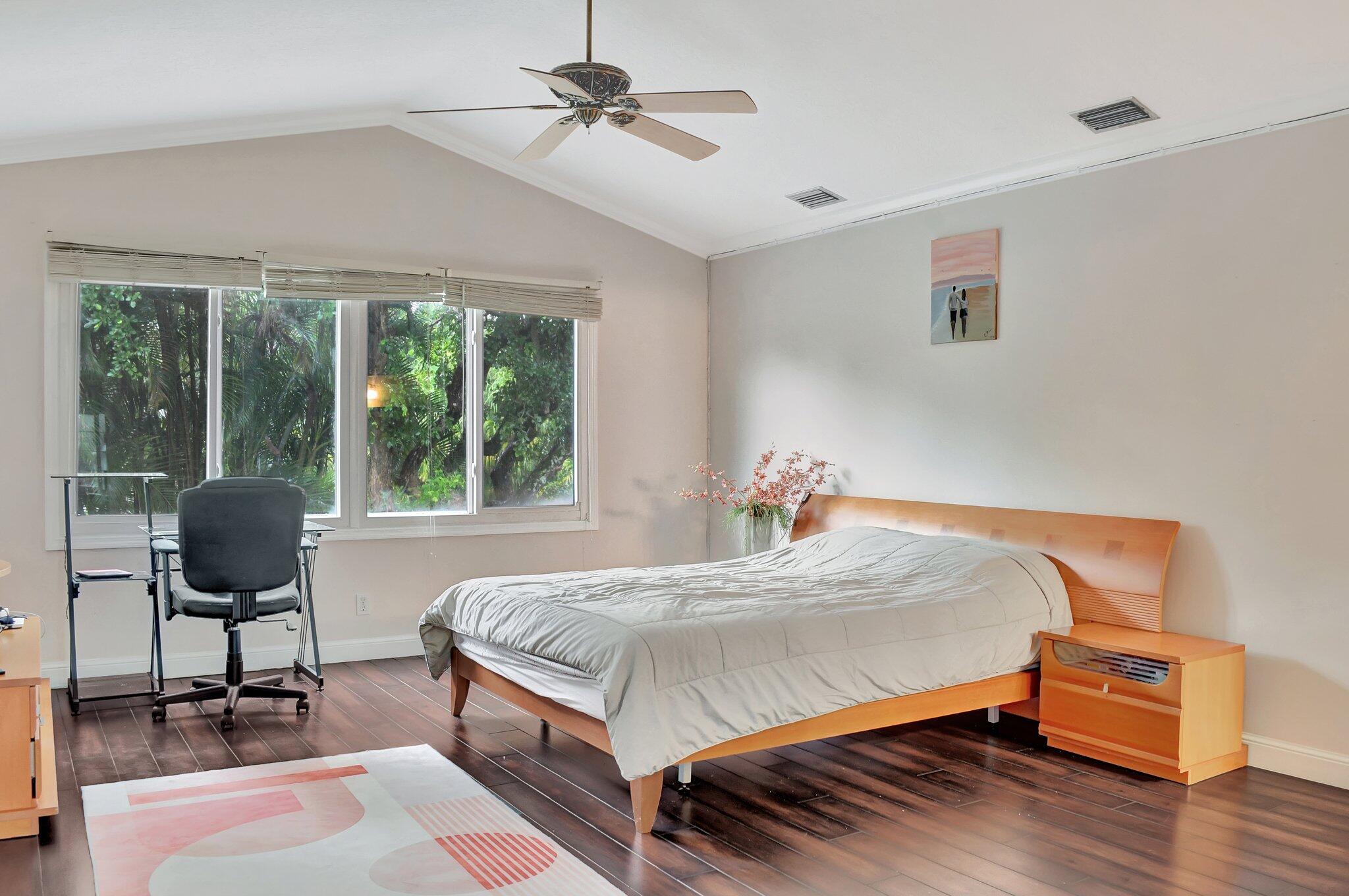 6861 La Vida Ter Terrace