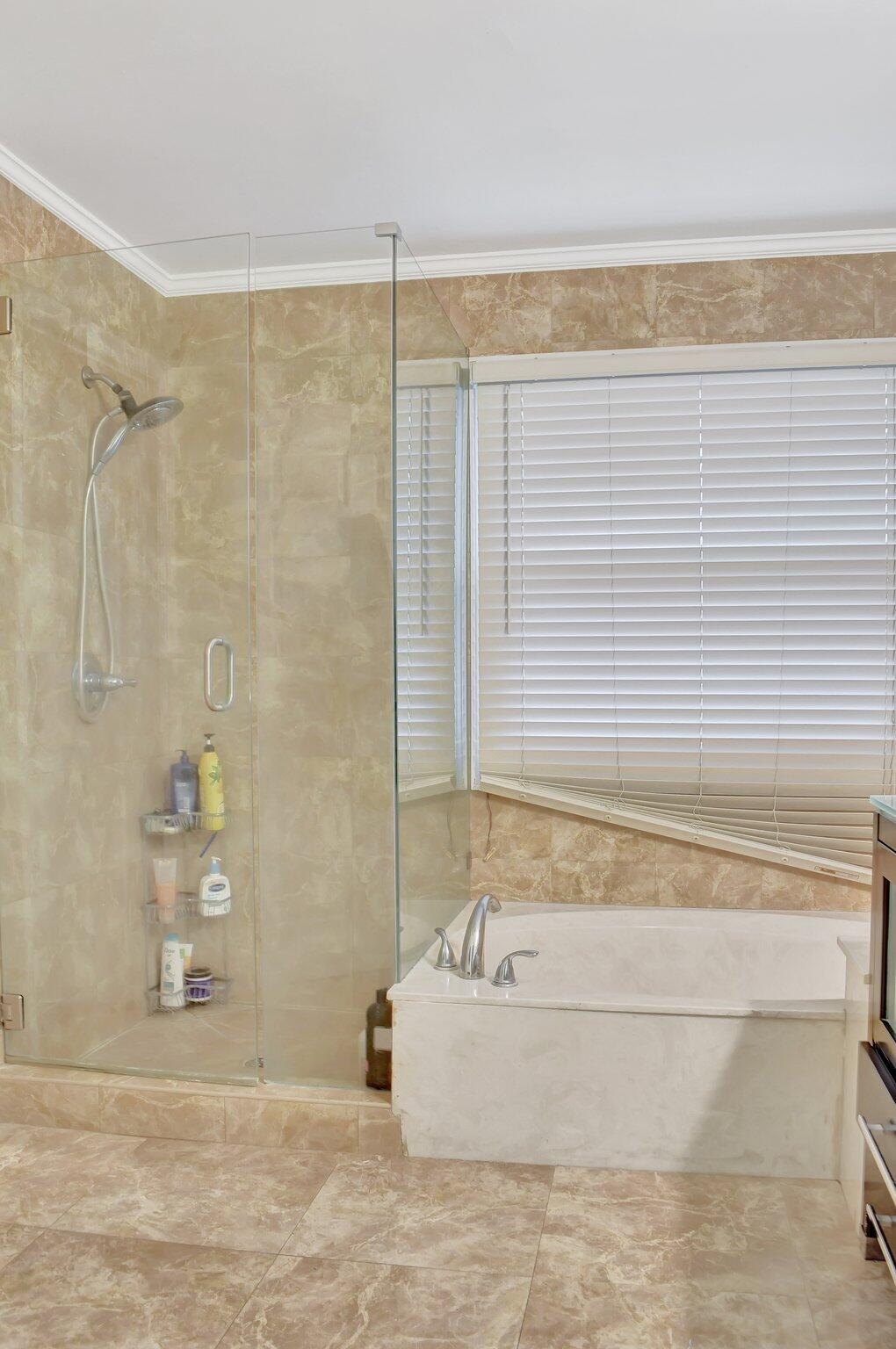 6861 La Vida Ter Terrace