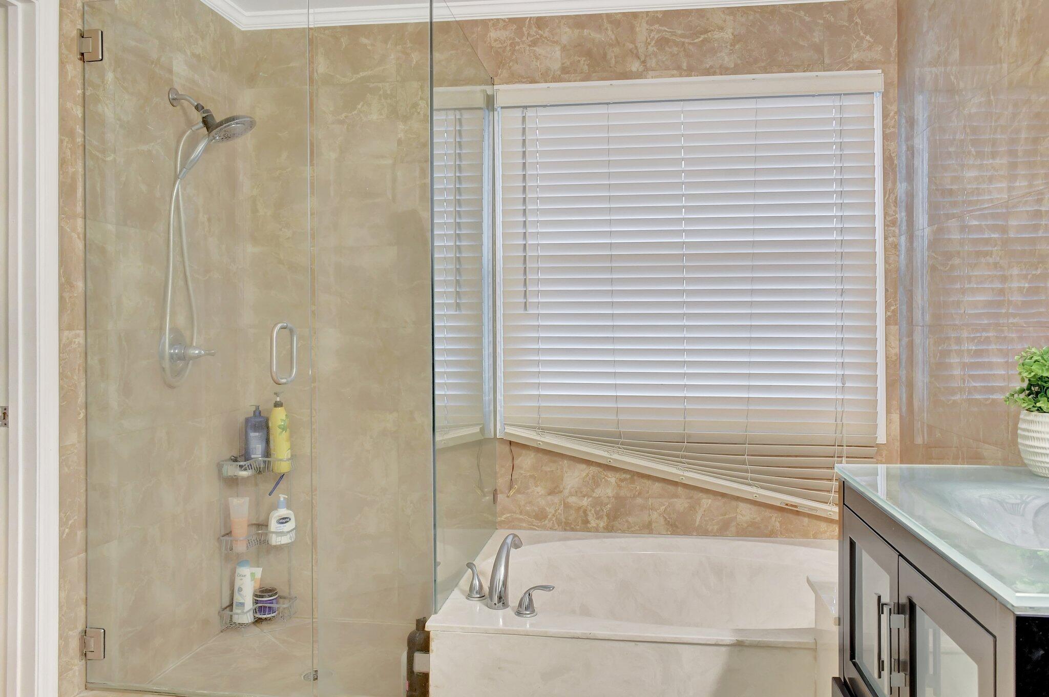 6861 La Vida Ter Terrace