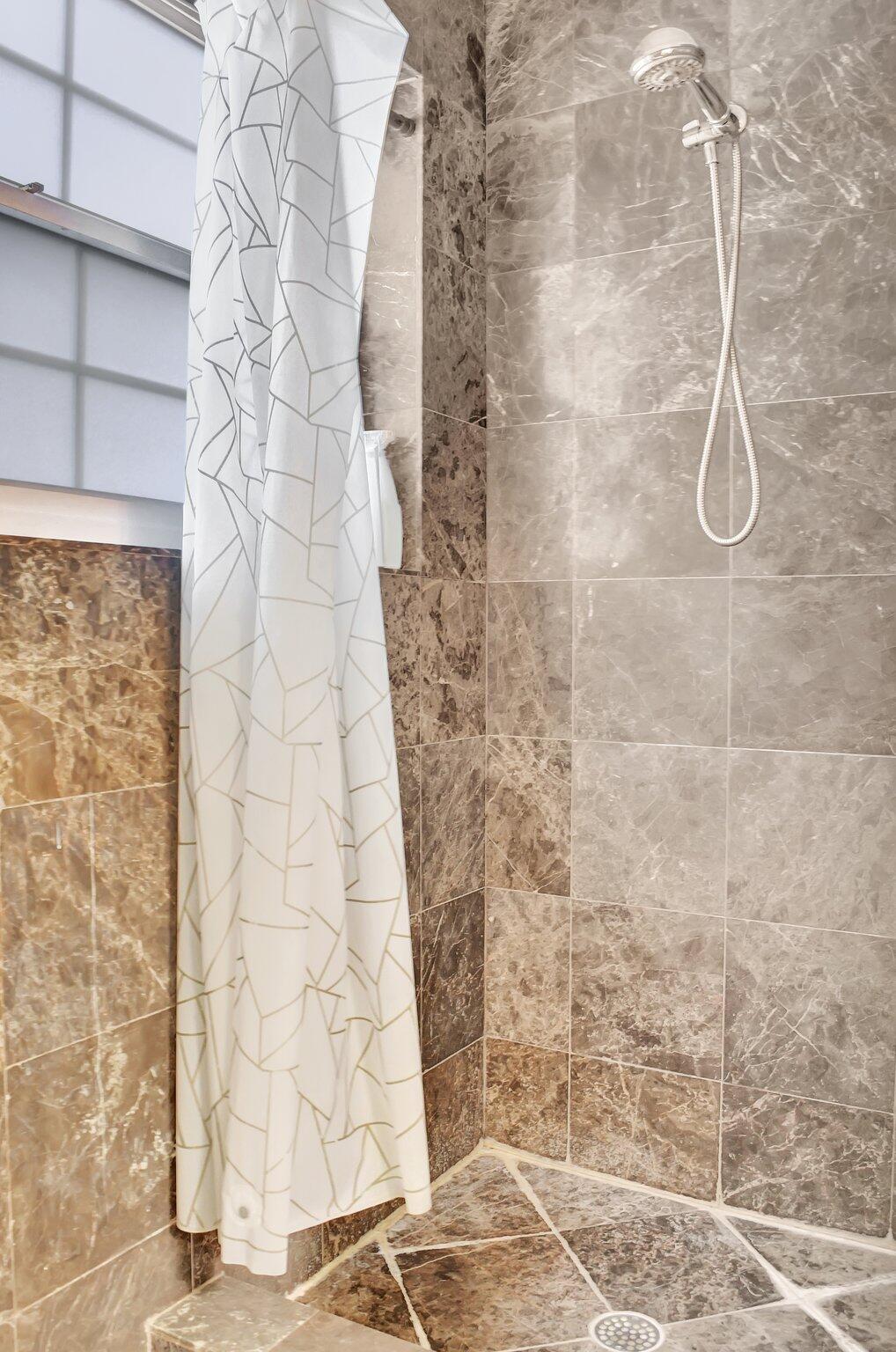 6861 La Vida Ter Terrace