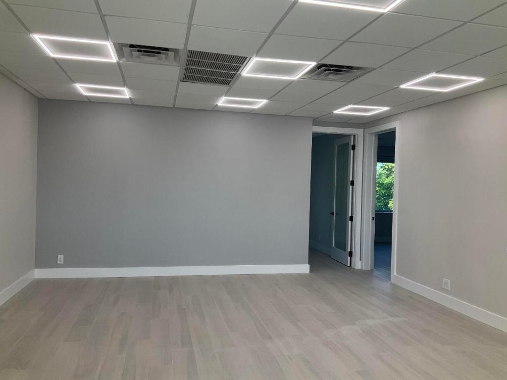 2263 NW Boulevard 210