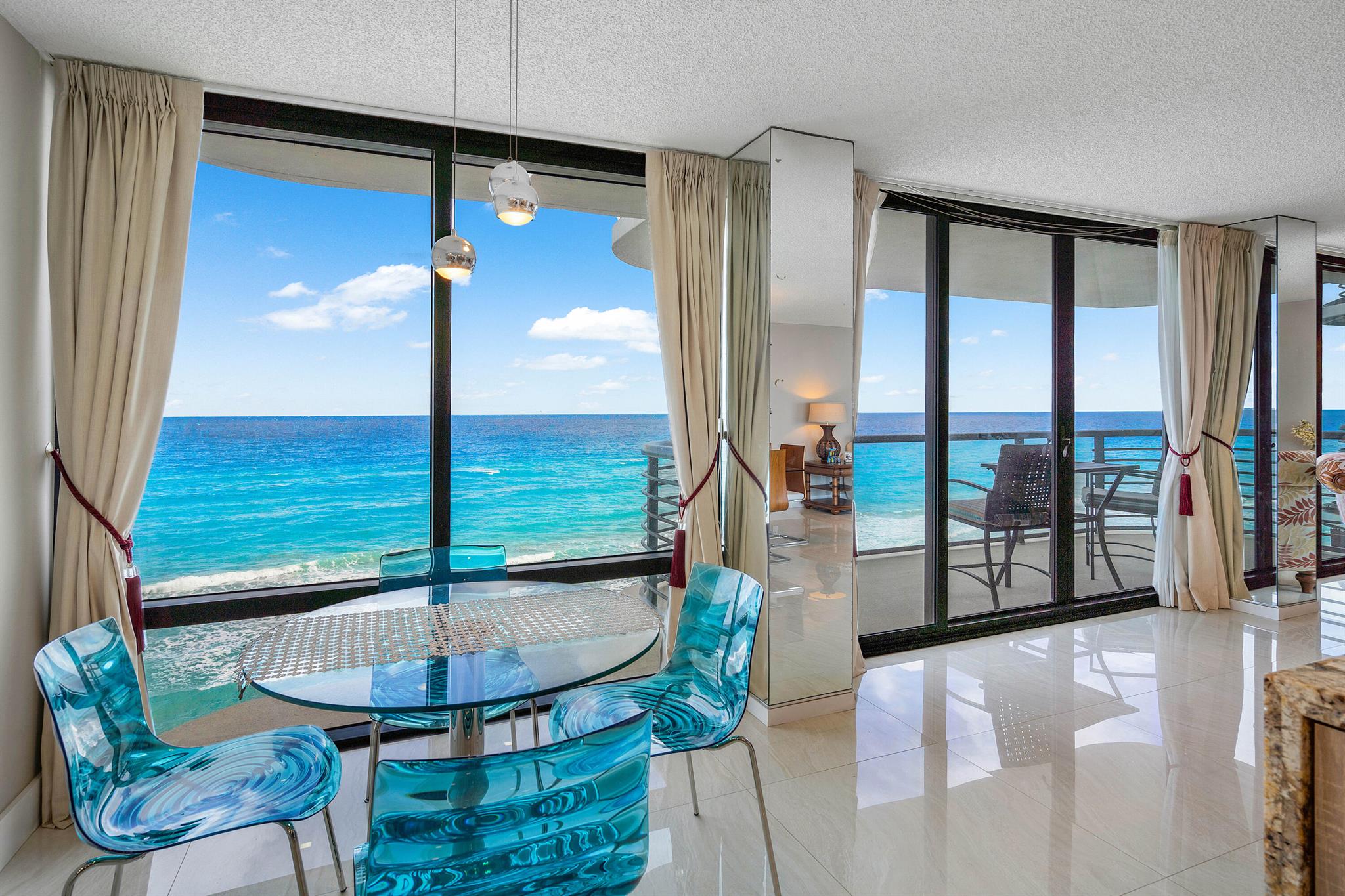 250 S Ocean Boulevard 7e