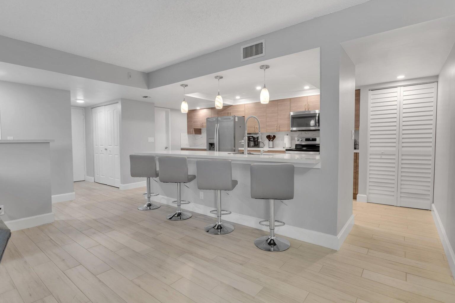 955 Dotterel 2408 Road 2408