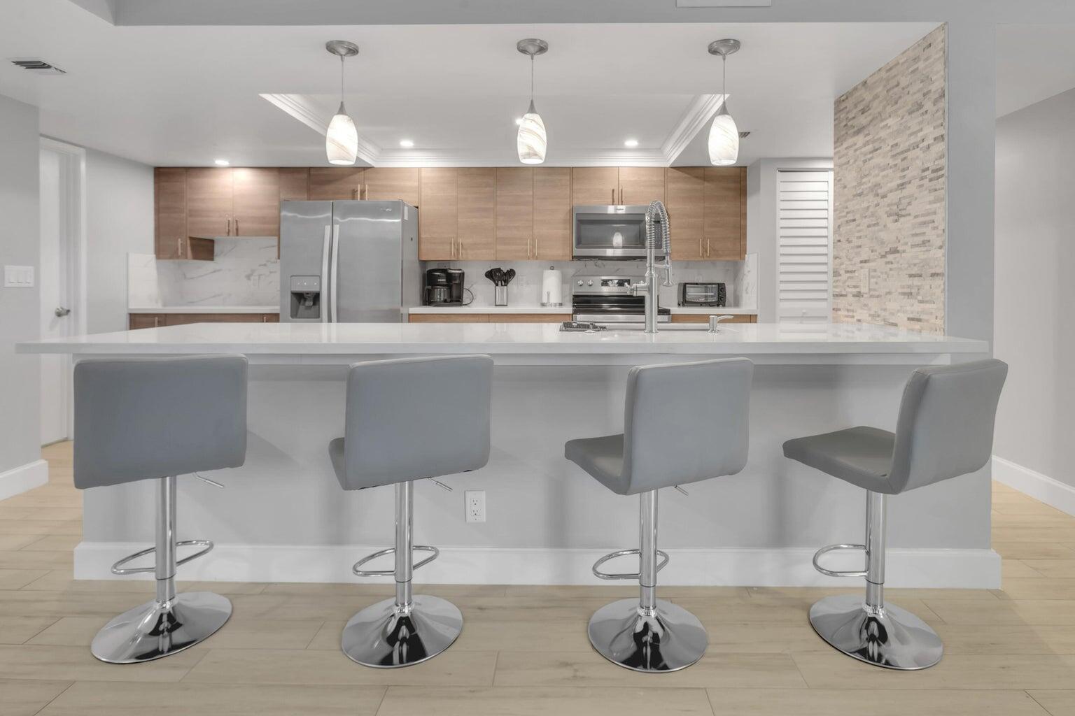 955 Dotterel 2408 Road 2408