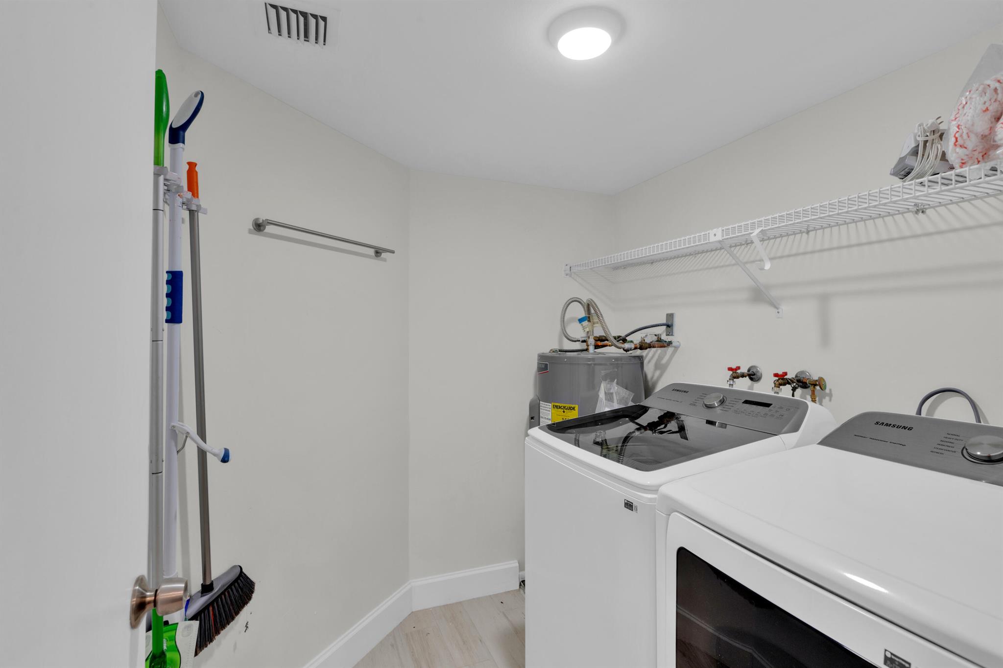 955 Dotterel 2408 Road 2408