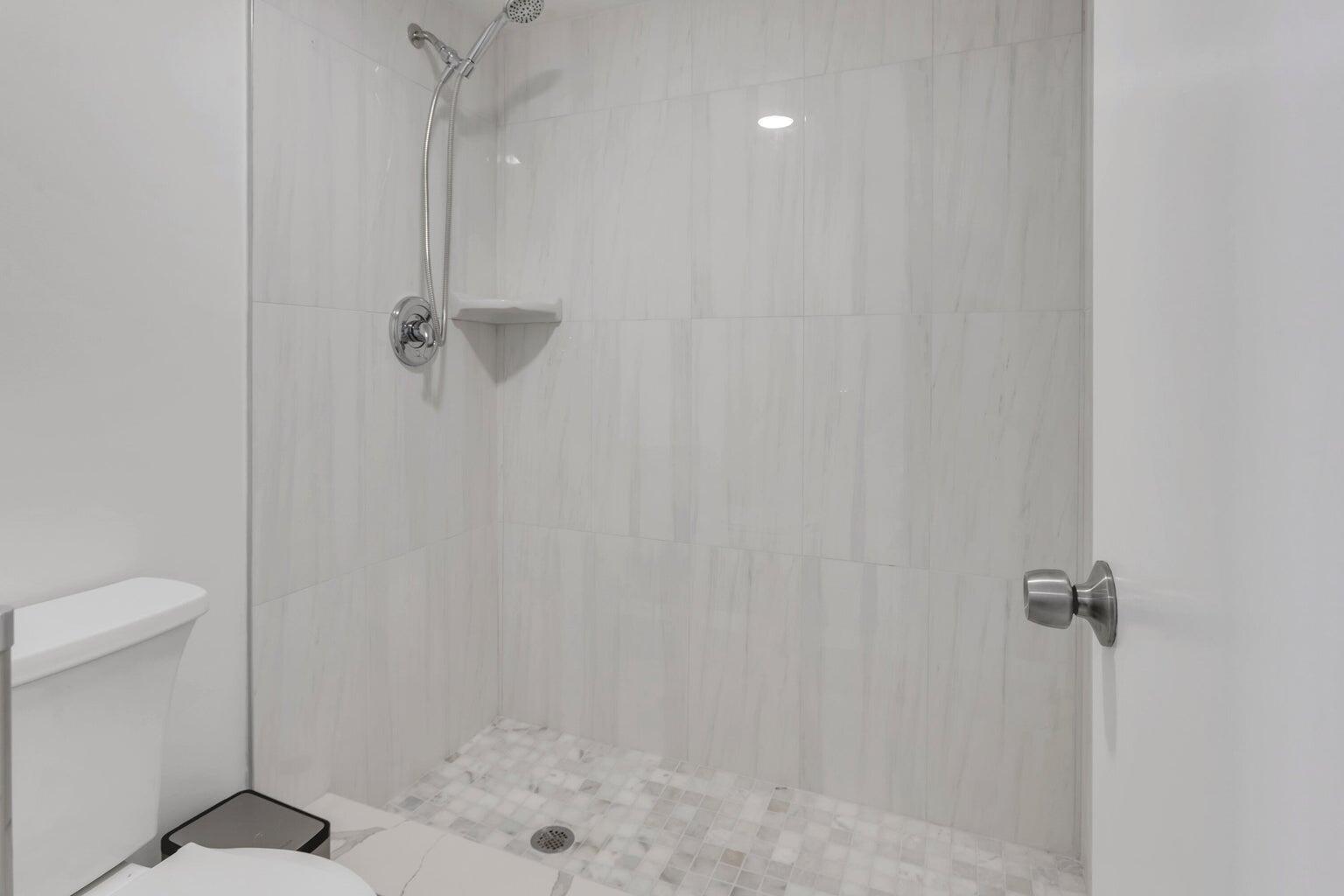 955 Dotterel 2408 Road 2408