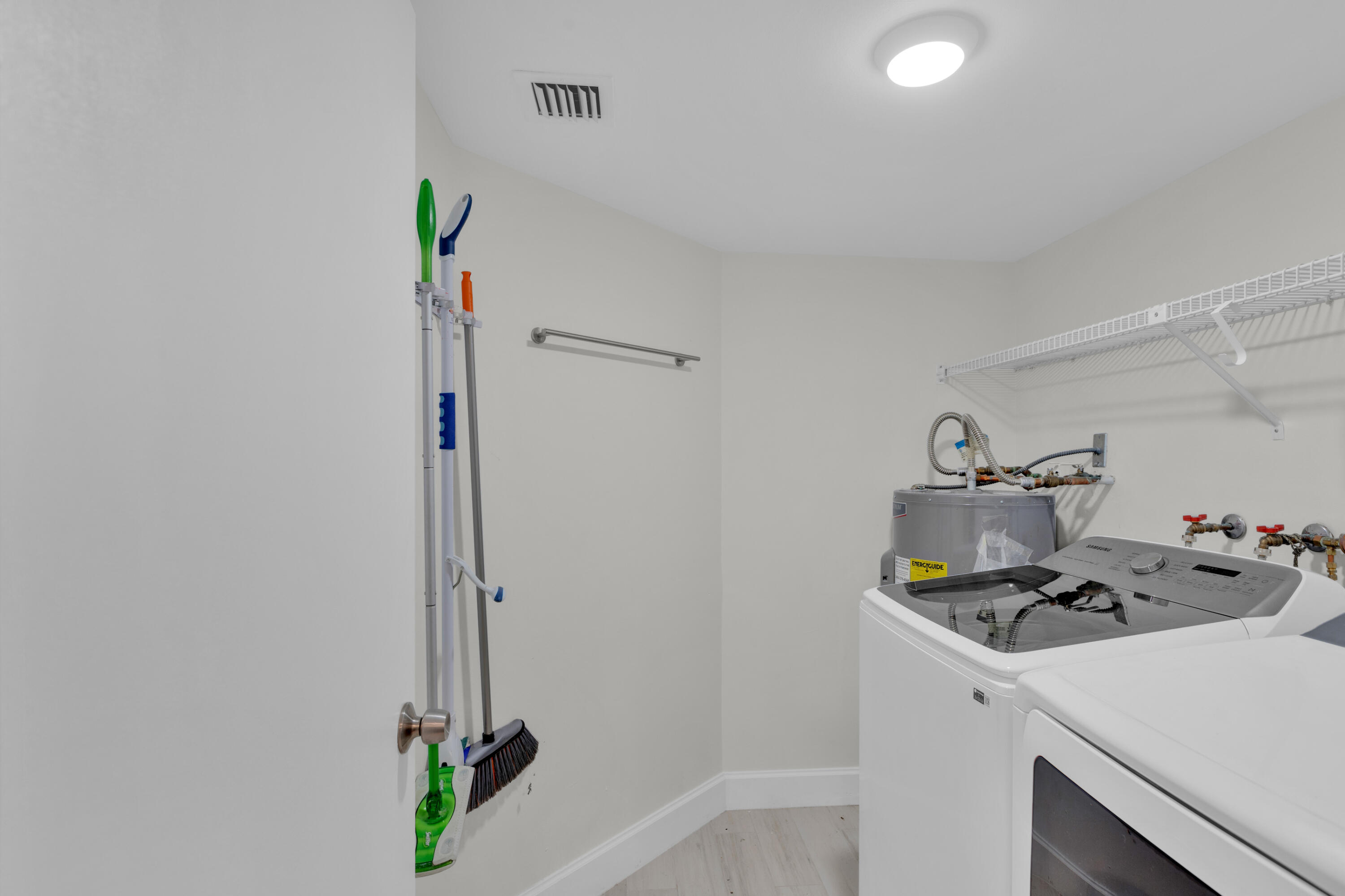 955 Dotterel 2408 Road 2408