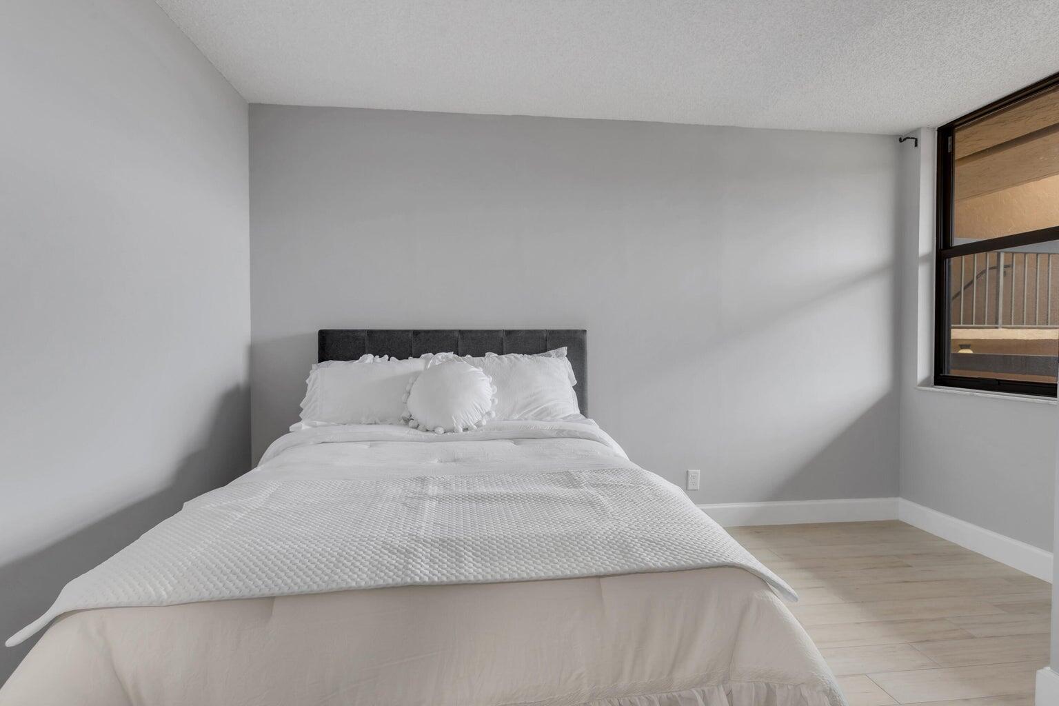 955 Dotterel 2408 Road 2408