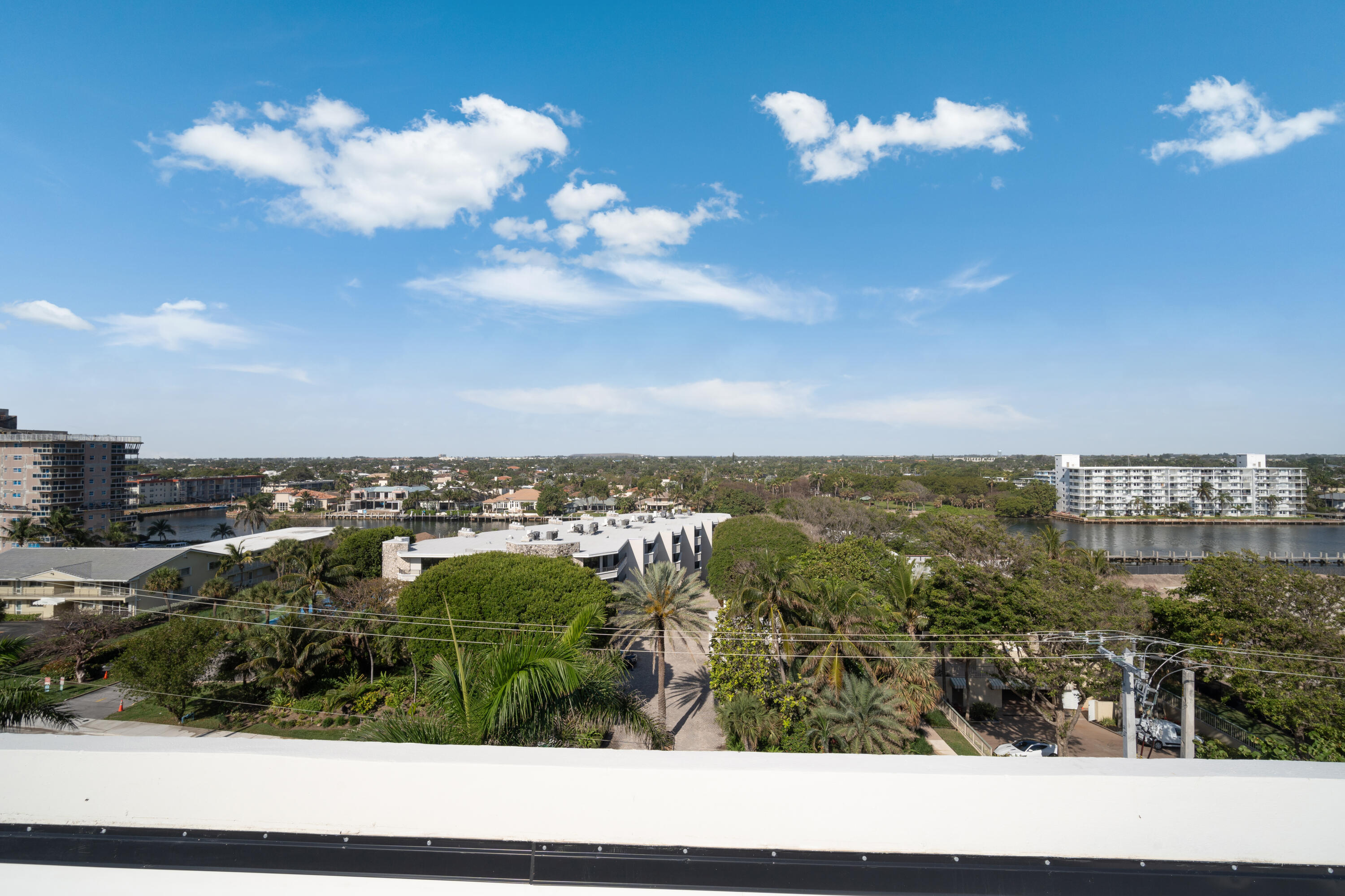 1169 Hillsboro Mile 803