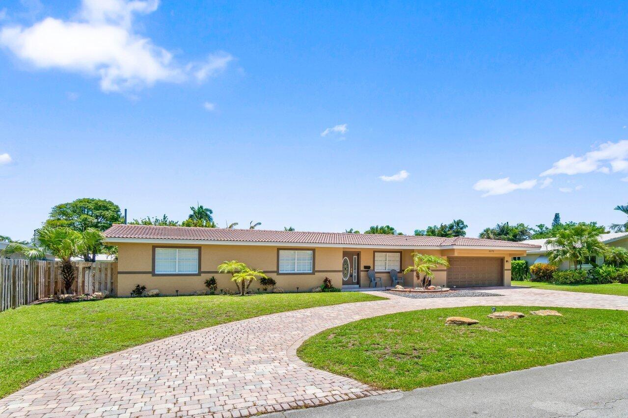 2070 NE 27th Street