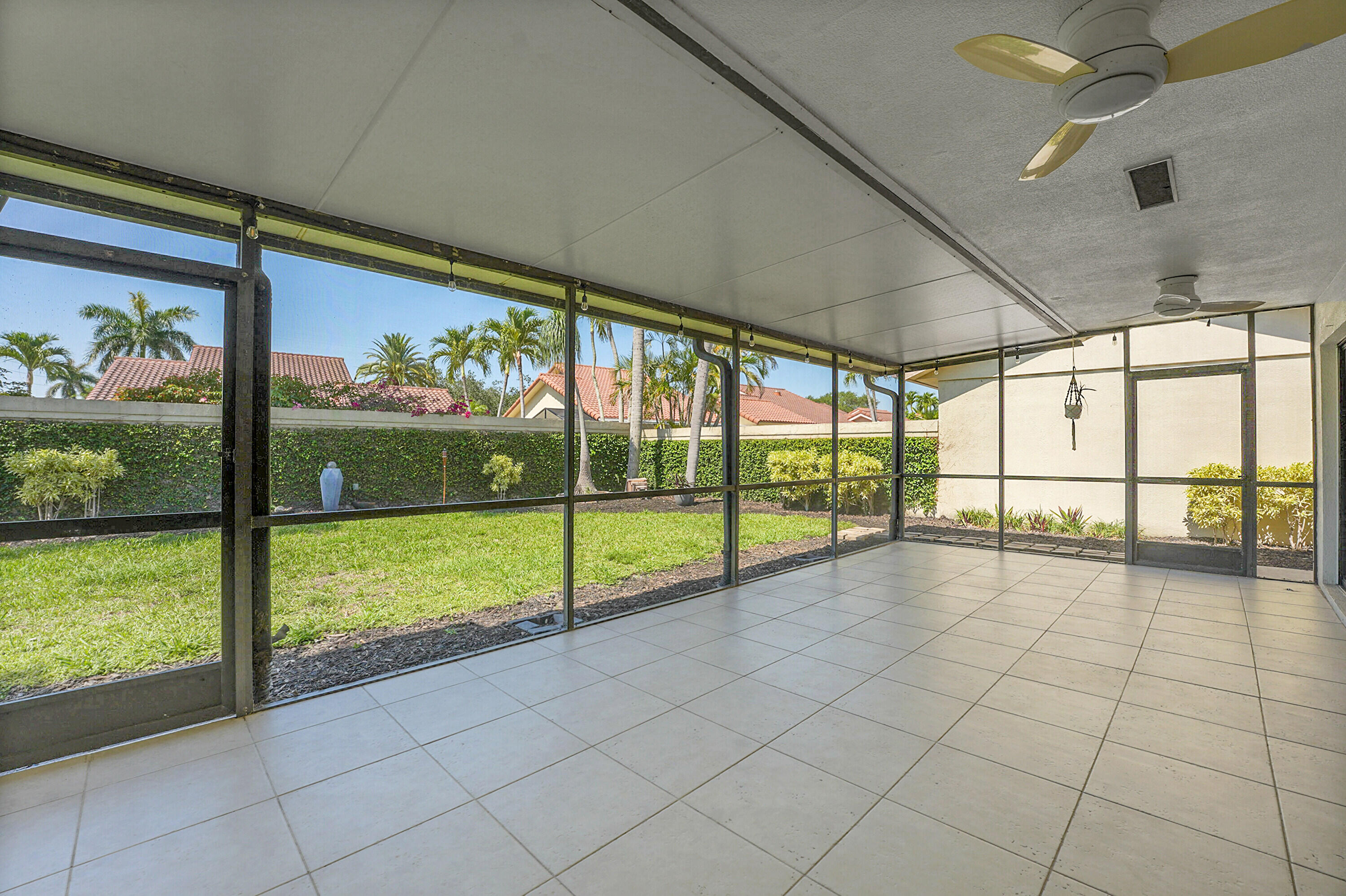 2800 Eagle Lane